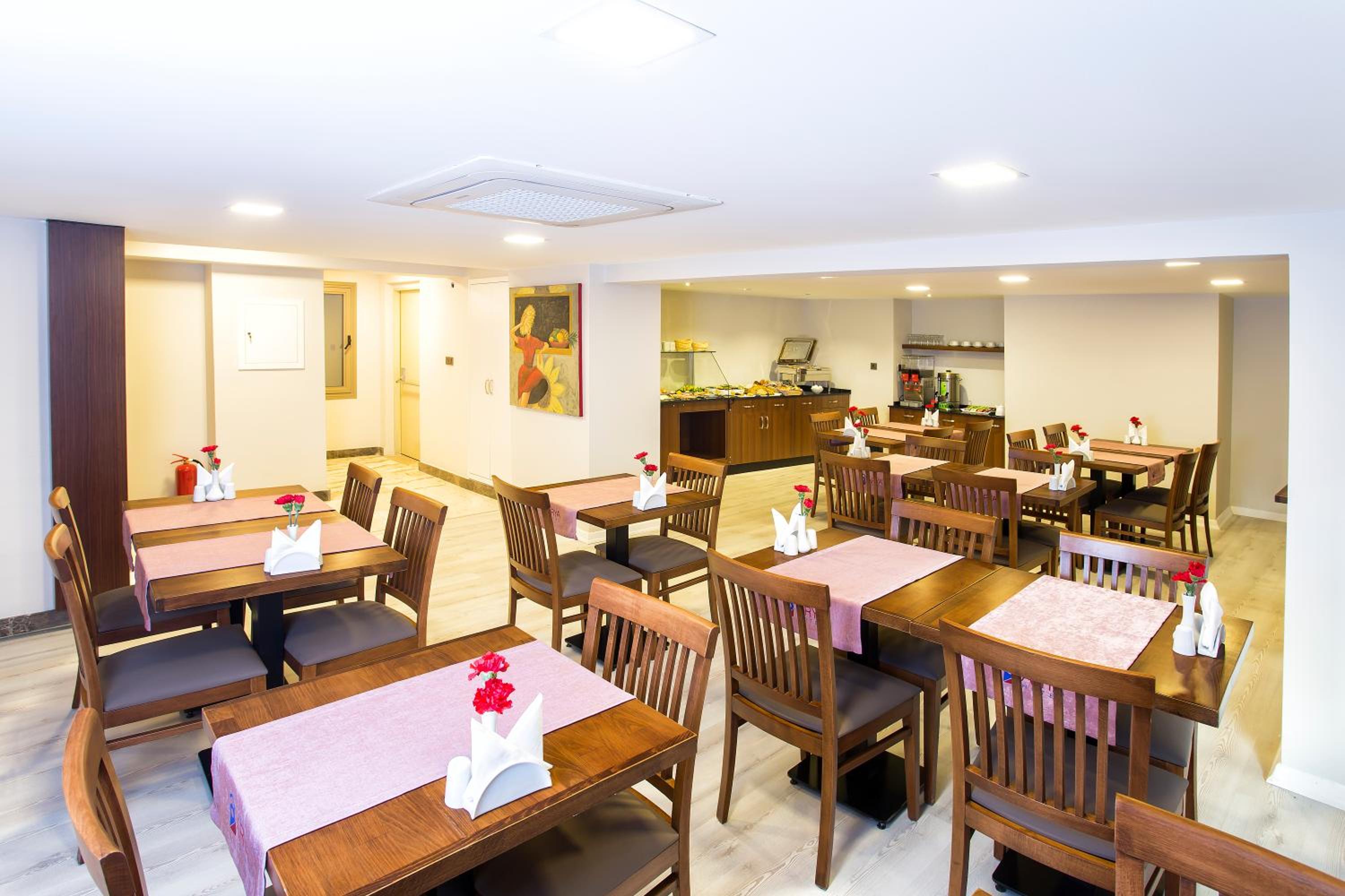Perla Arya Hotel - Image 17