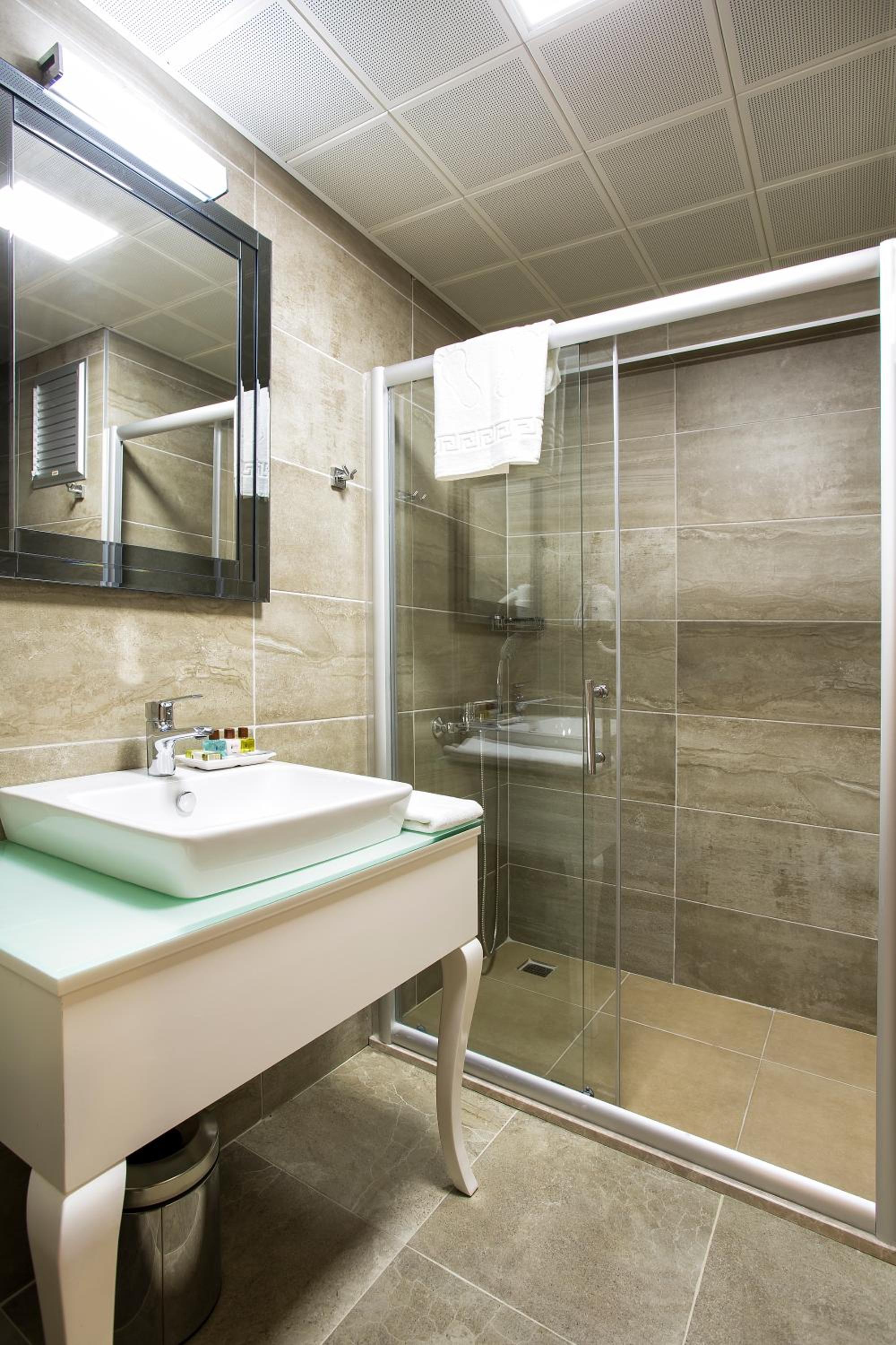 Perla Arya Hotel - Image 16