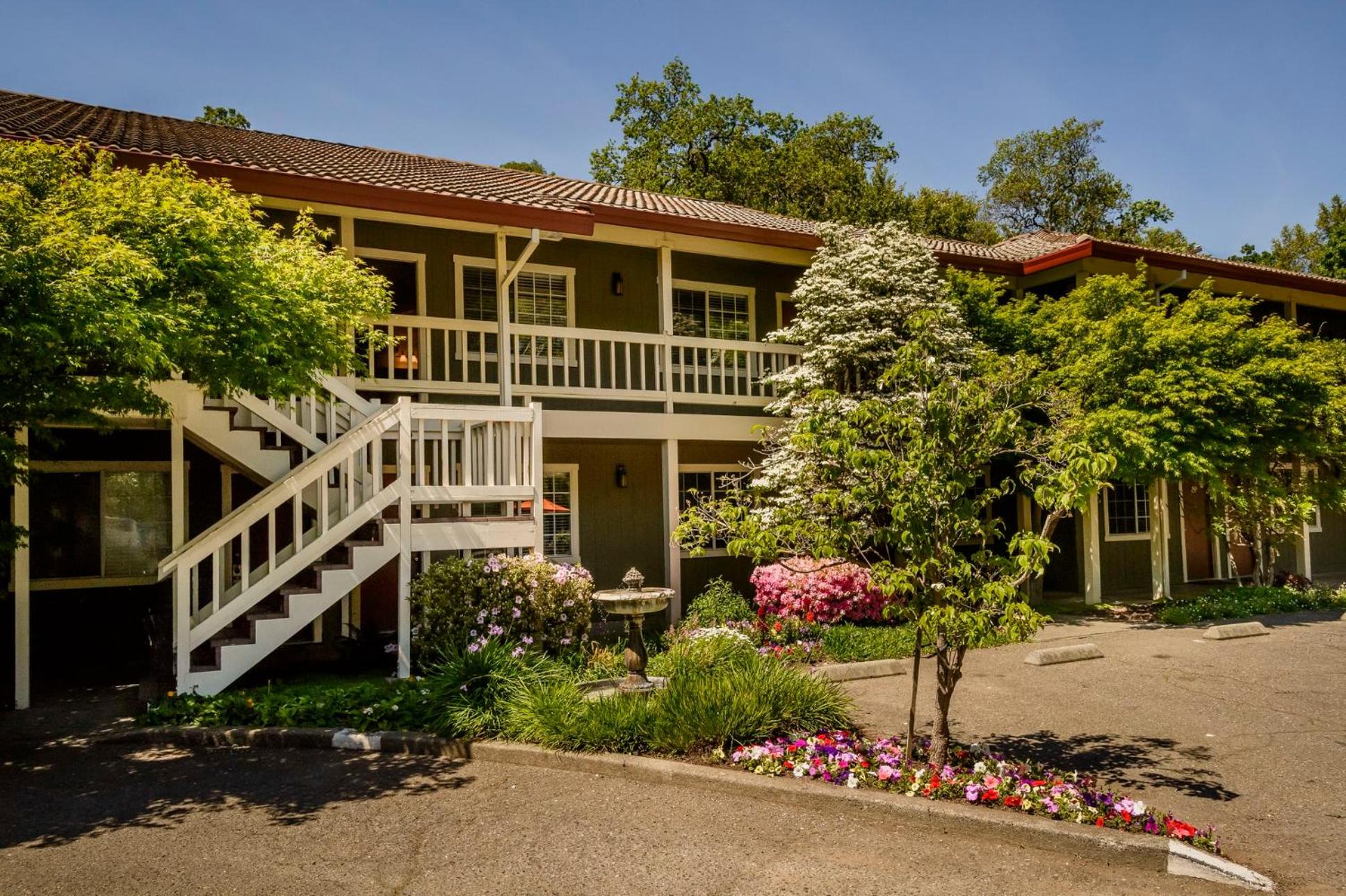 The Jack London Lodge
