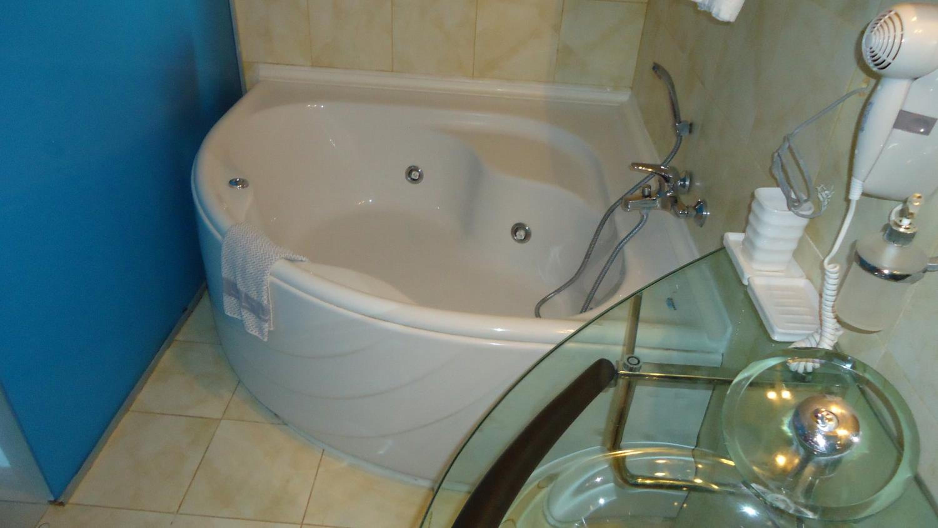 Photo 7