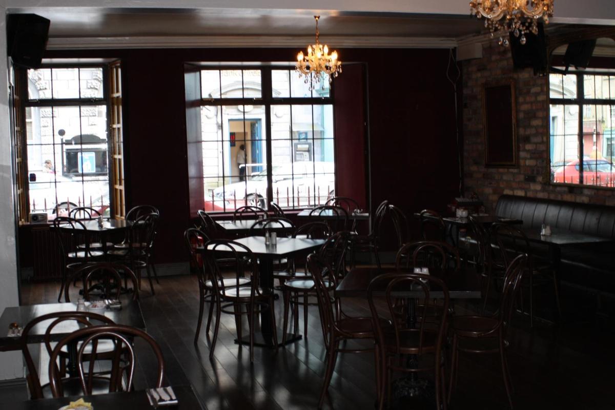 restaurant