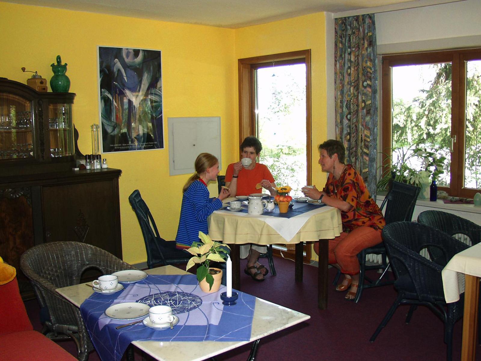 Frauenpension Arleta - Women only