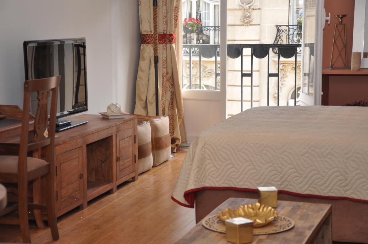 Champs Elysees Executive Apartment