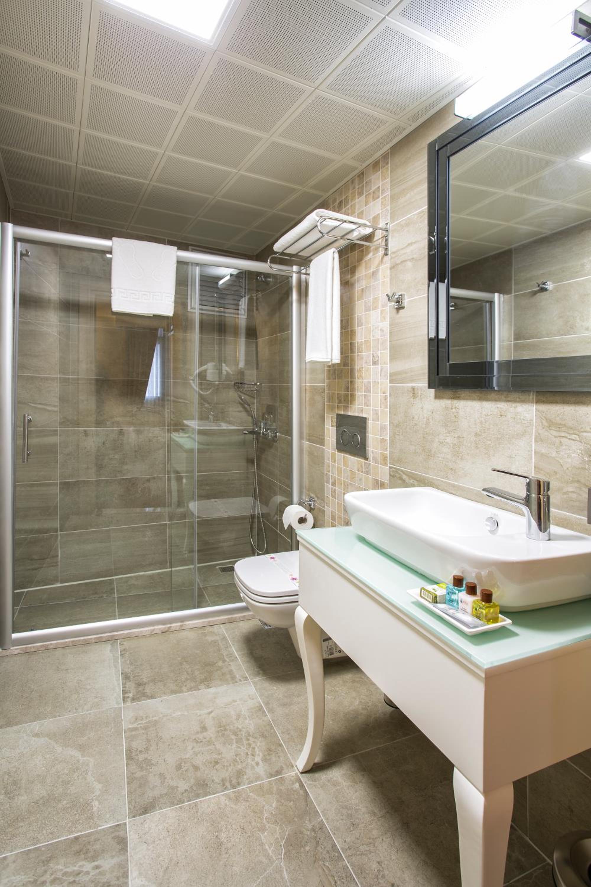 Perla Arya Hotel - Image 5