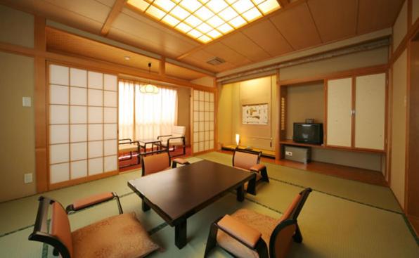 Oiwakeya Ryokan