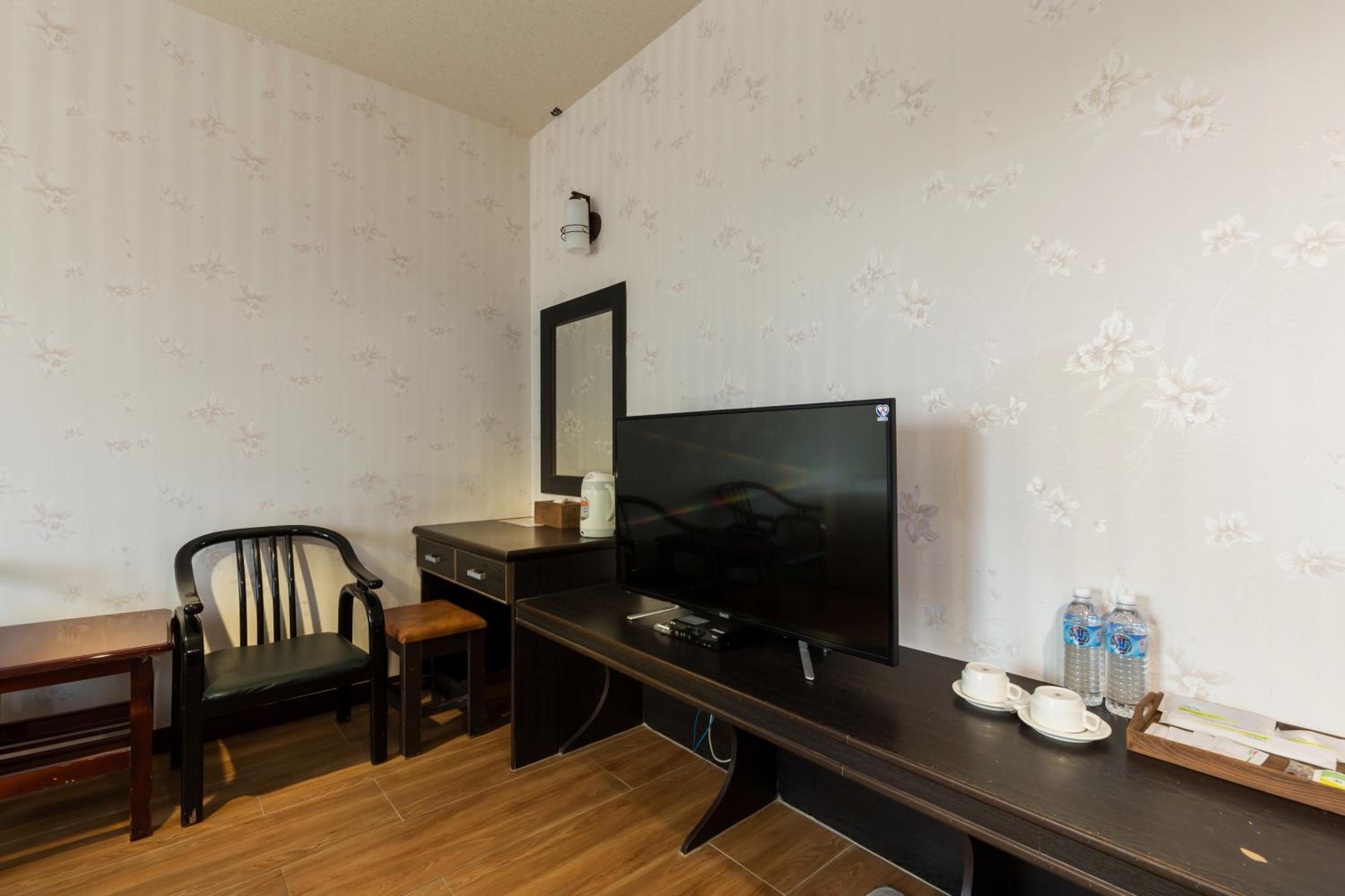 Lishin Hotel