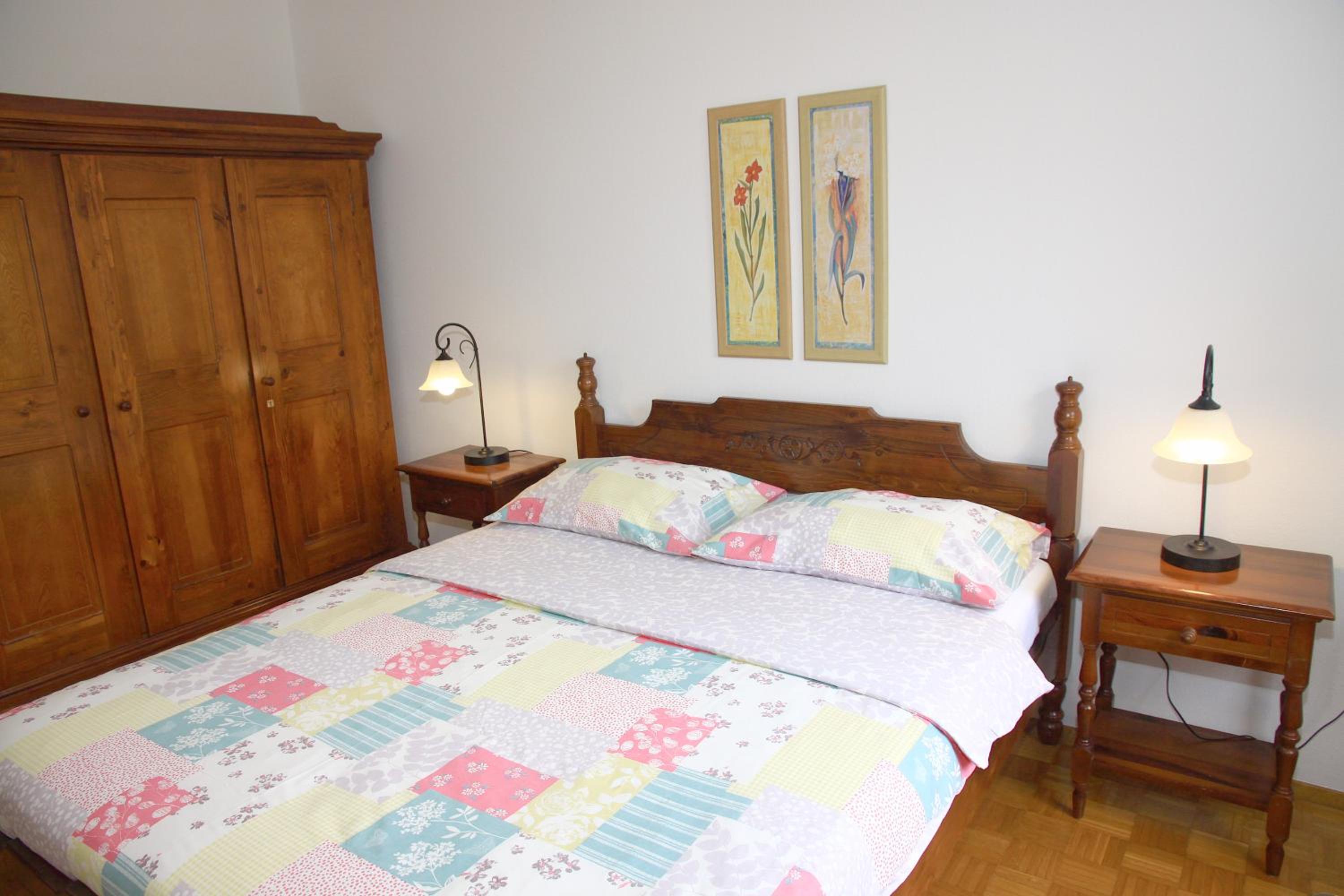 Apartments Romana