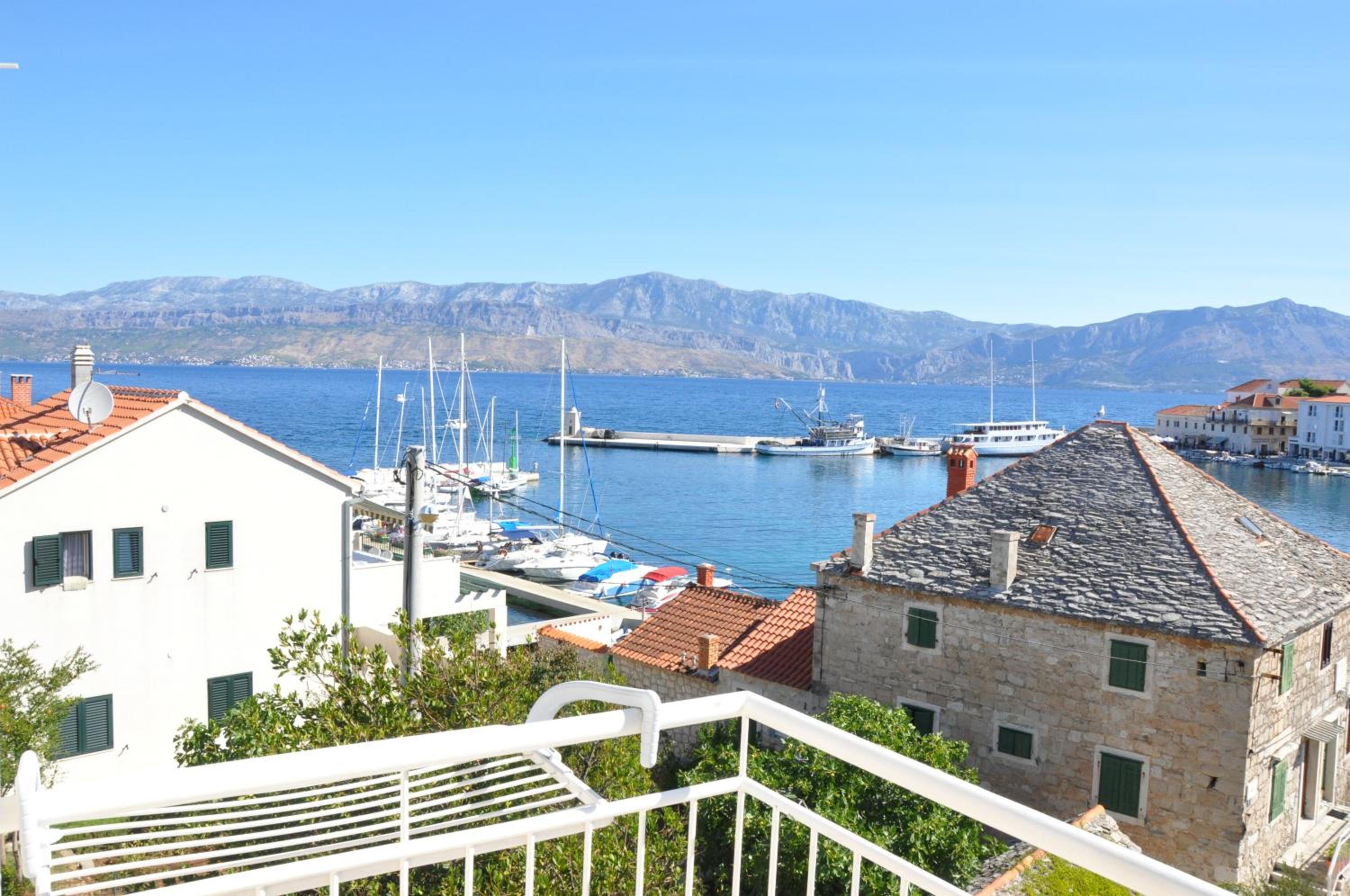 Apartments Romana