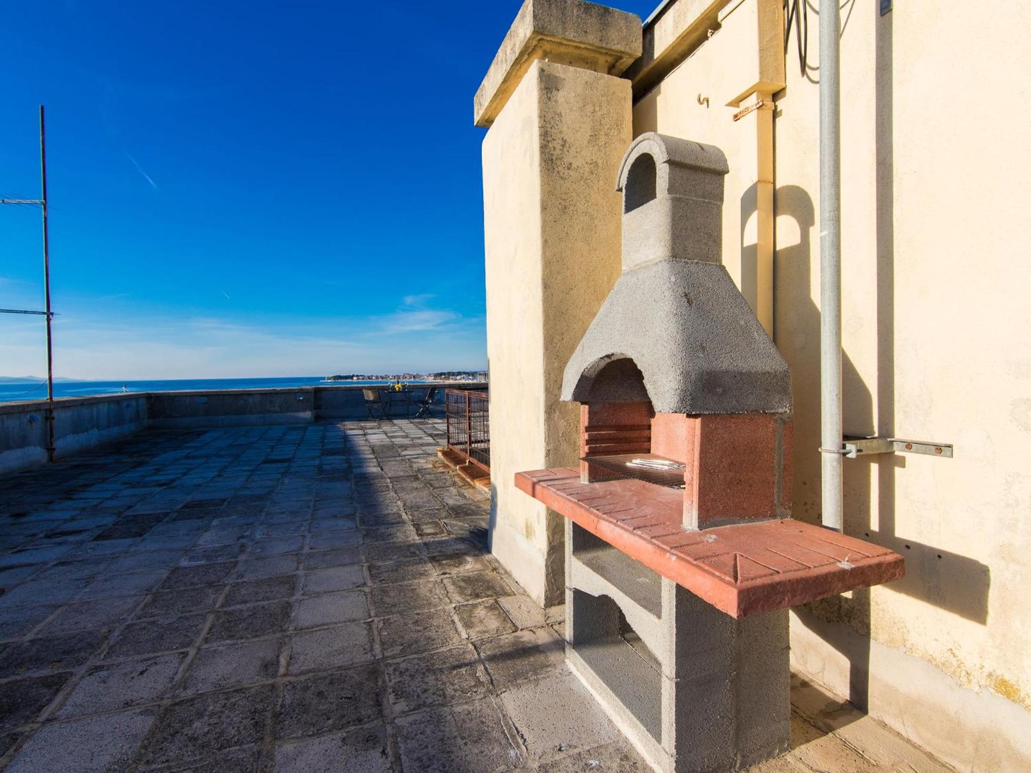 Apartment Veduta en Zadar — balance & terrace