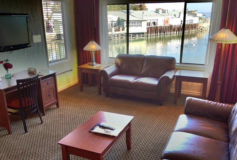 Capitola Venetian Hotel 36