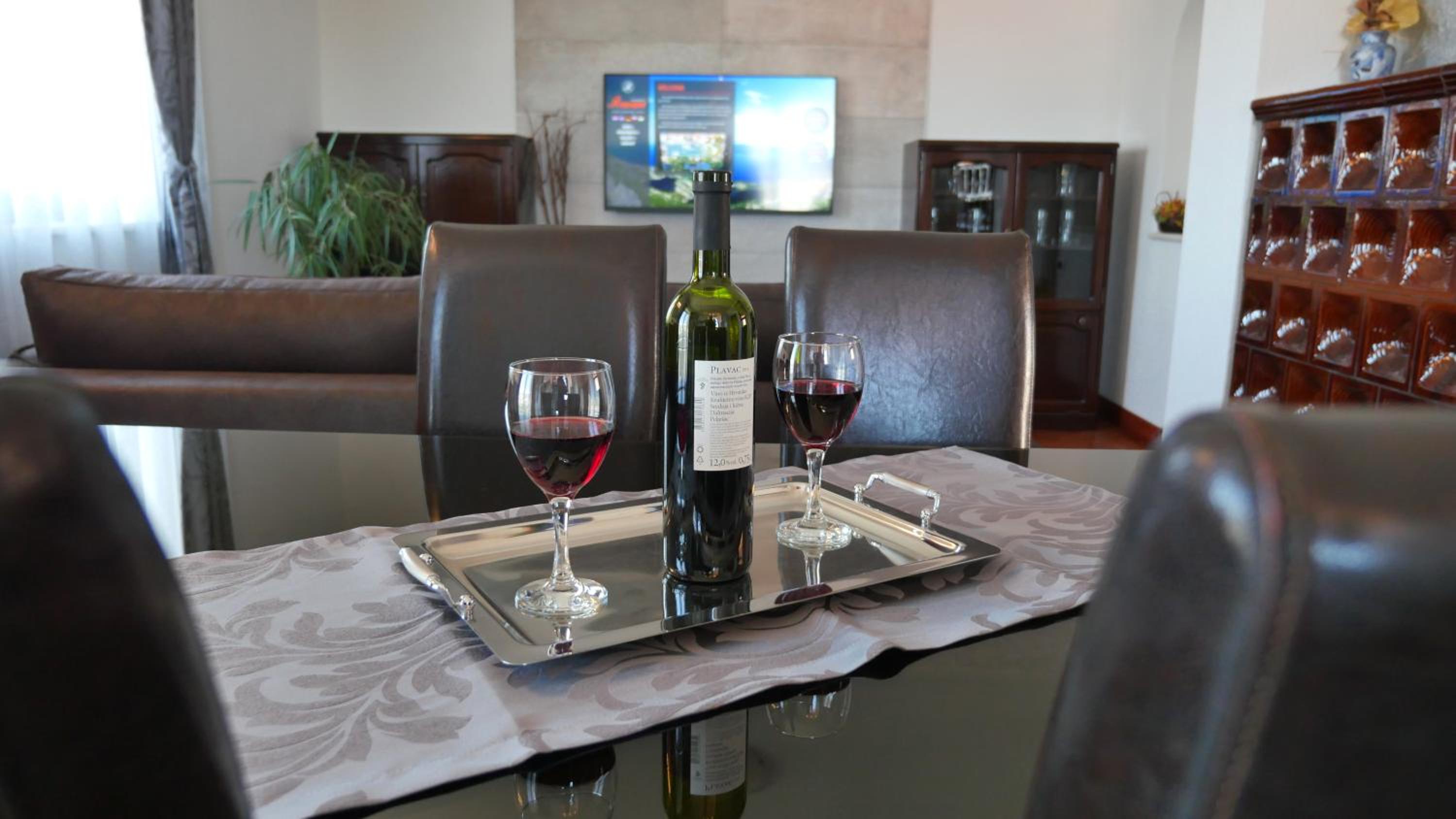 Apartments Romana