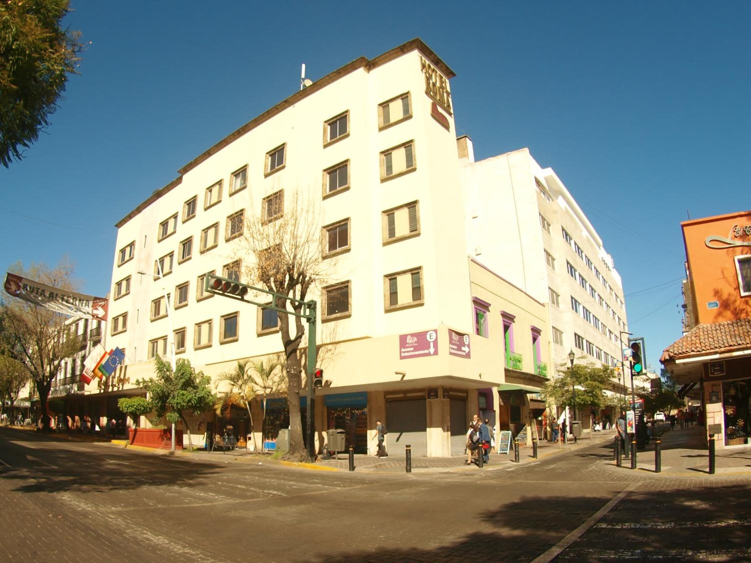 Hotel Roma Guadalajara in downtown - Image 1