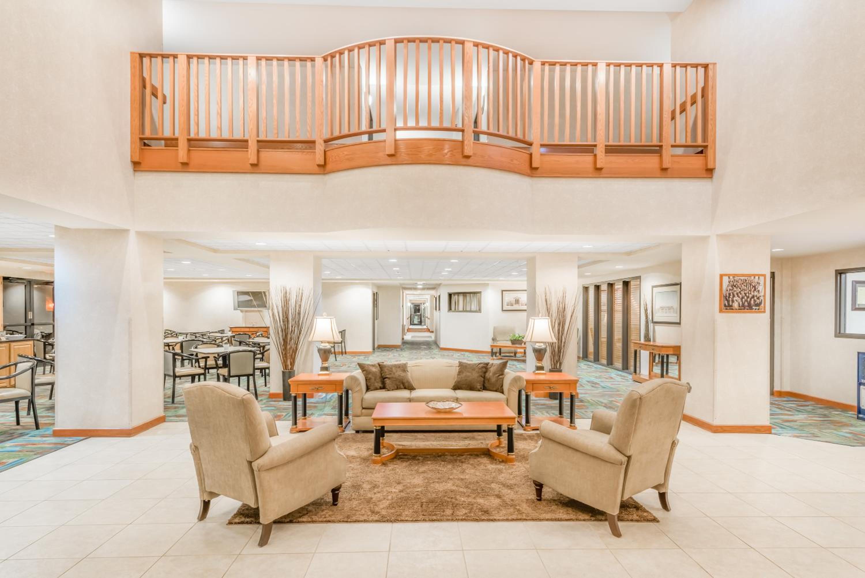 Lima Vacations - Wingate by Wyndham Lima - Property Image 8