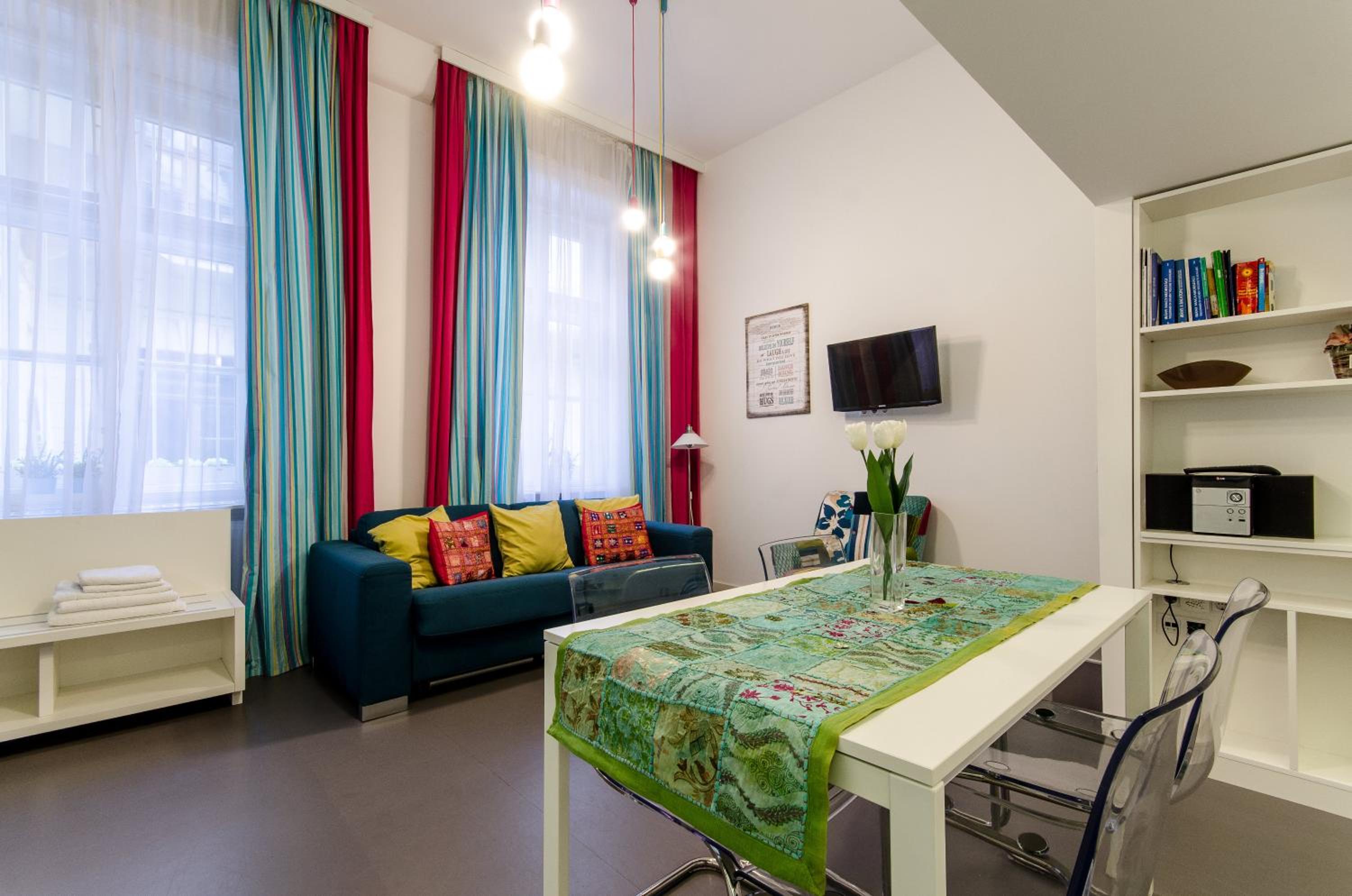Apartment in center