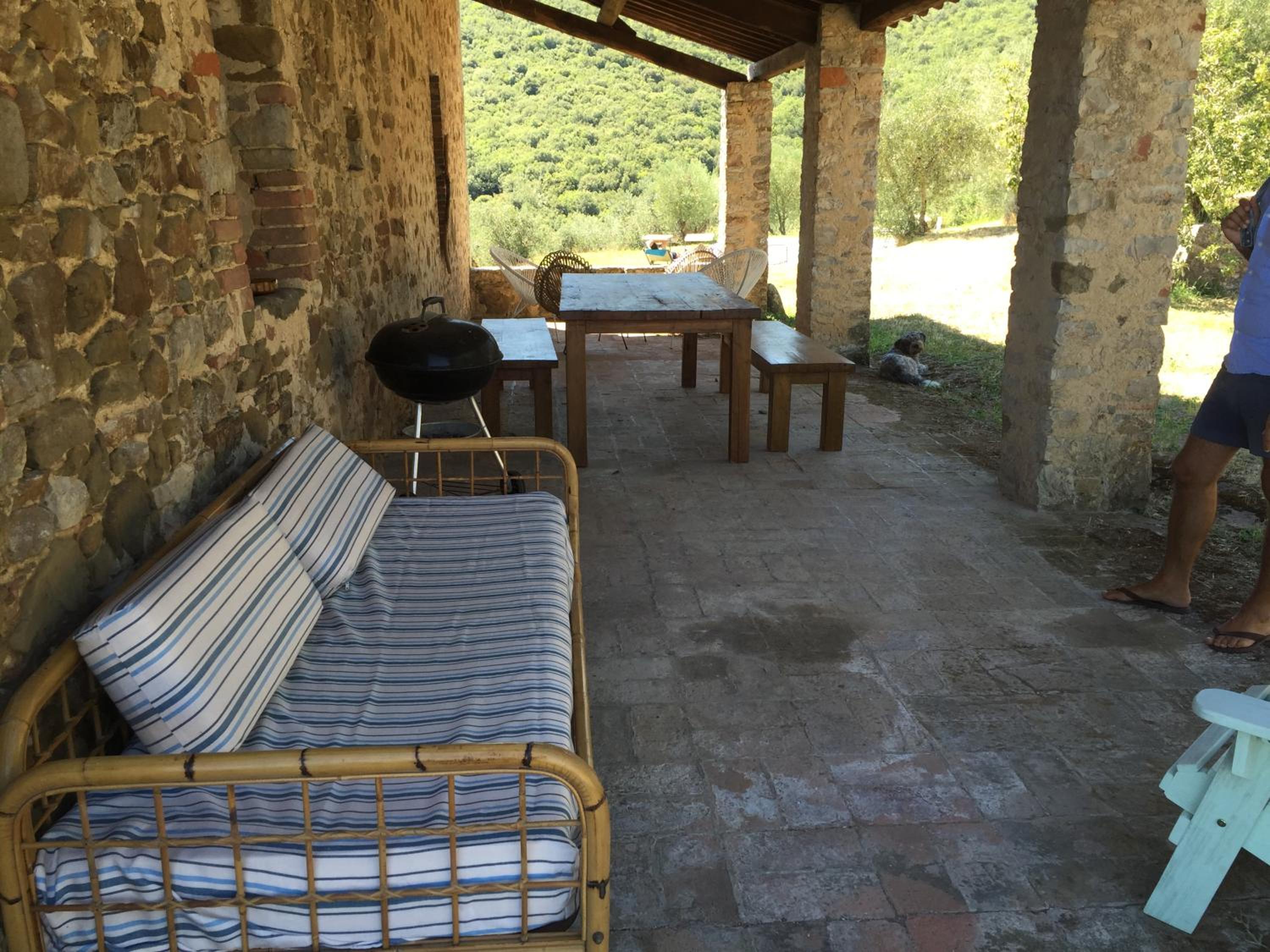 La Casaccia Guelfi view 2