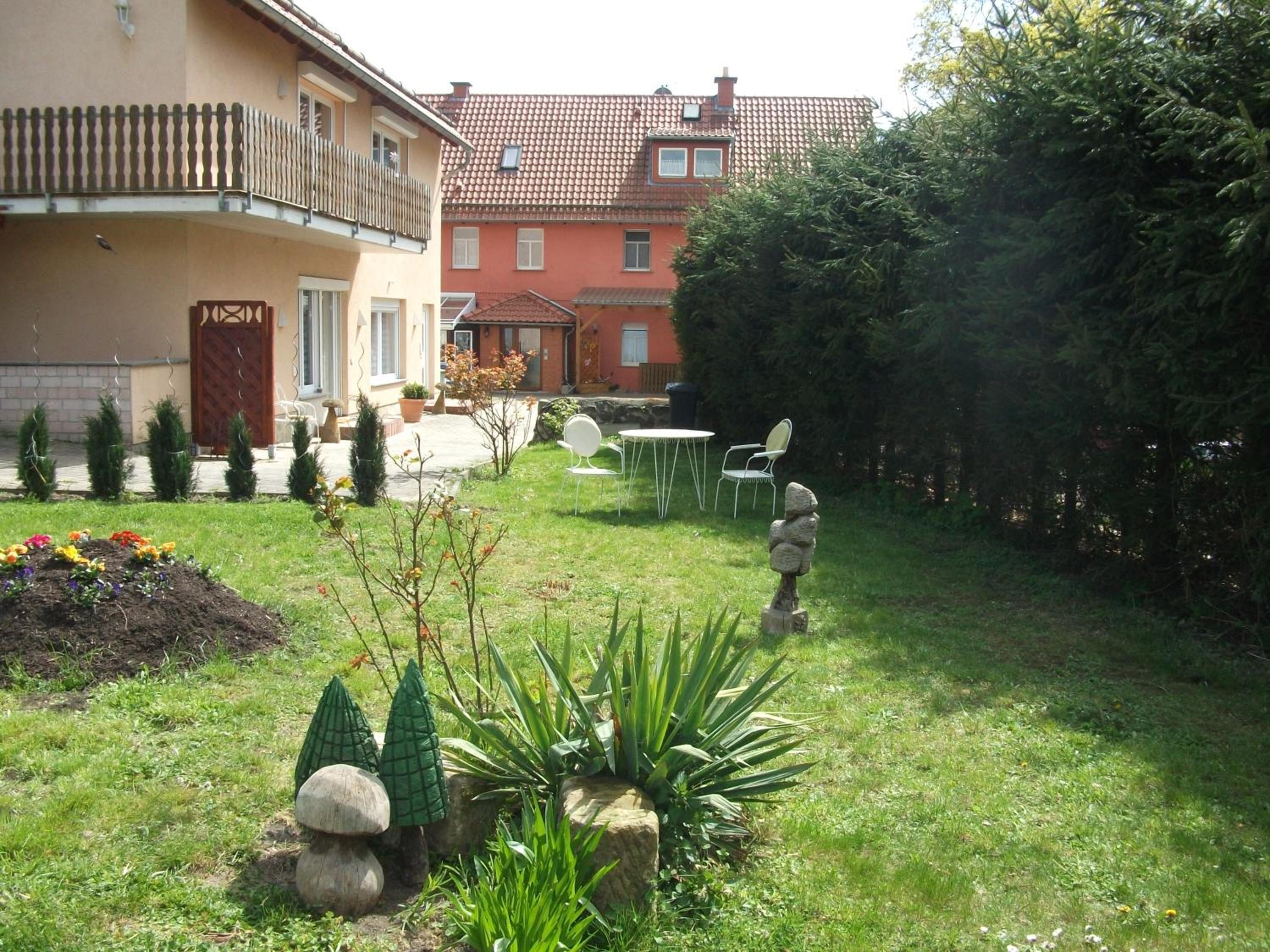Photo 43