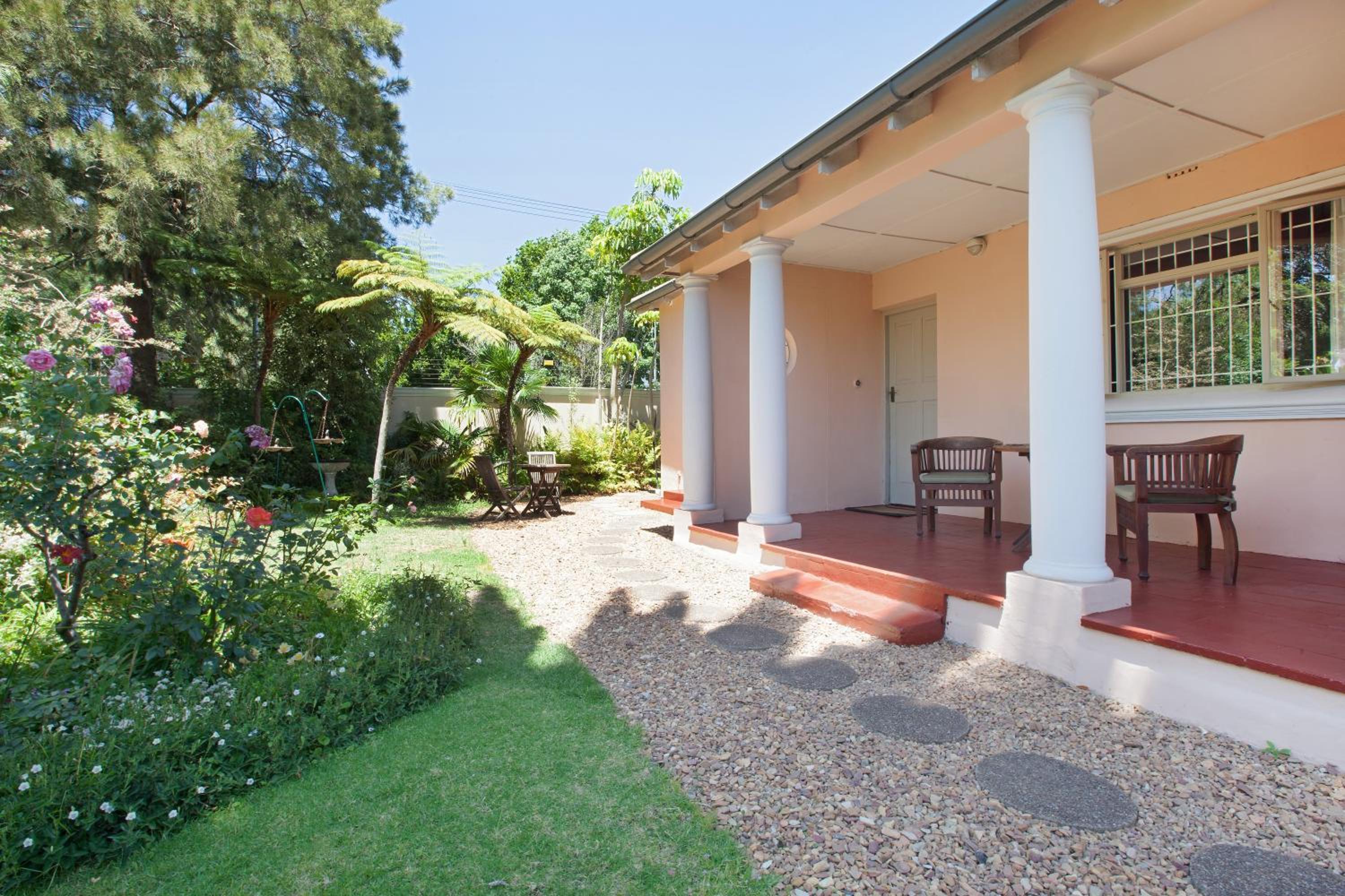 Medindi Manor