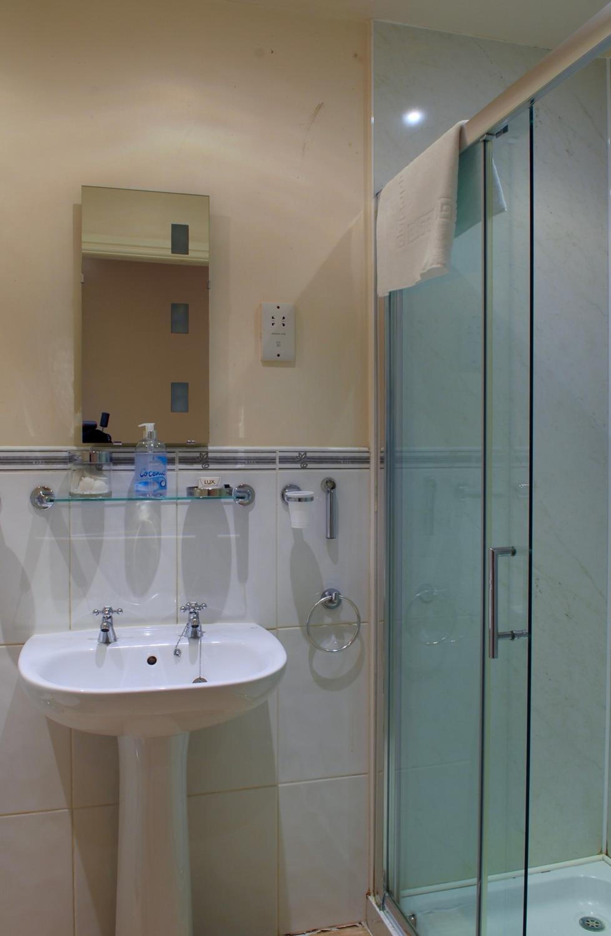 Dumfries Vacations - Glenlossie Guest House - Property Image 41