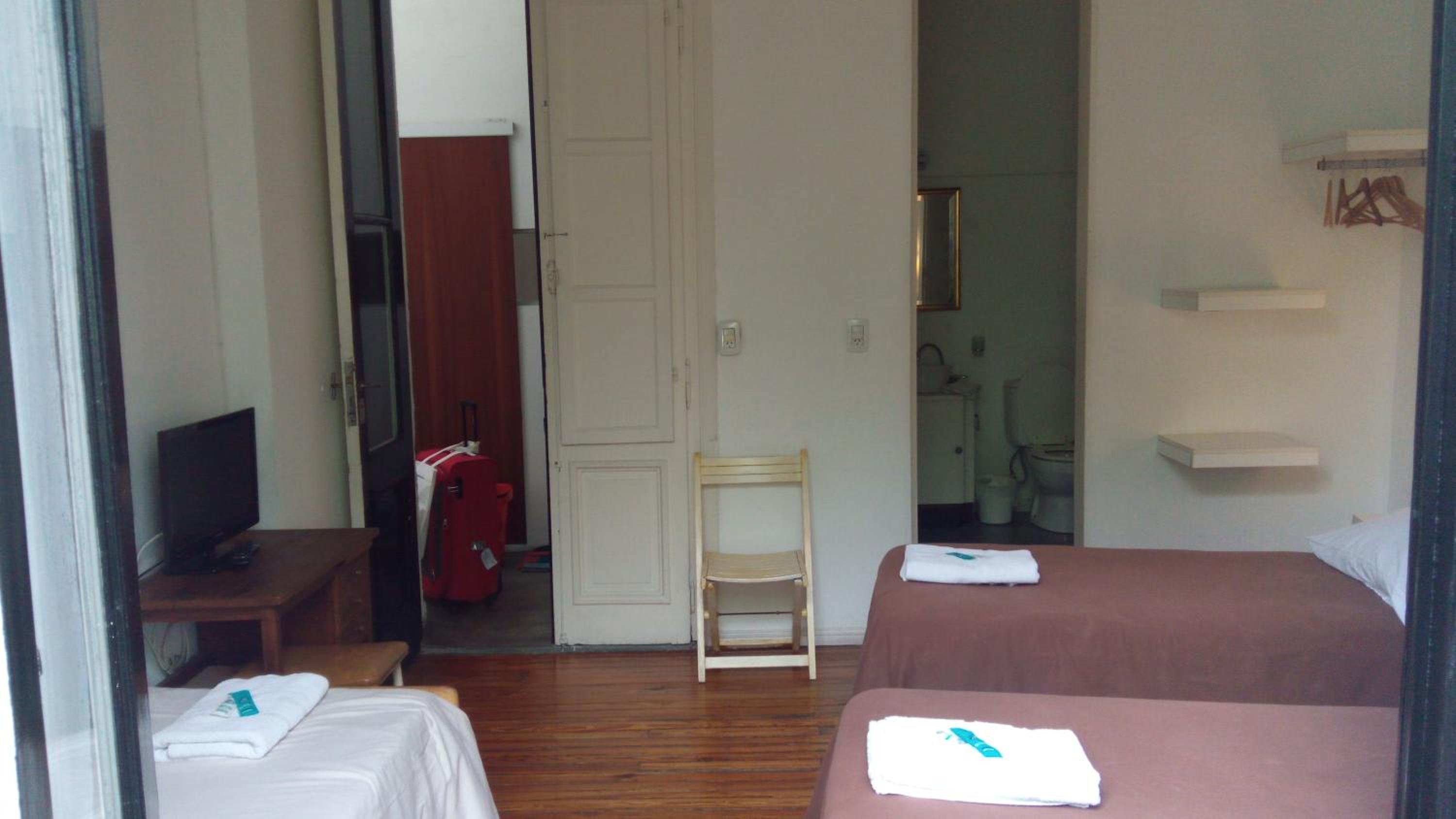 06 Soho Suites