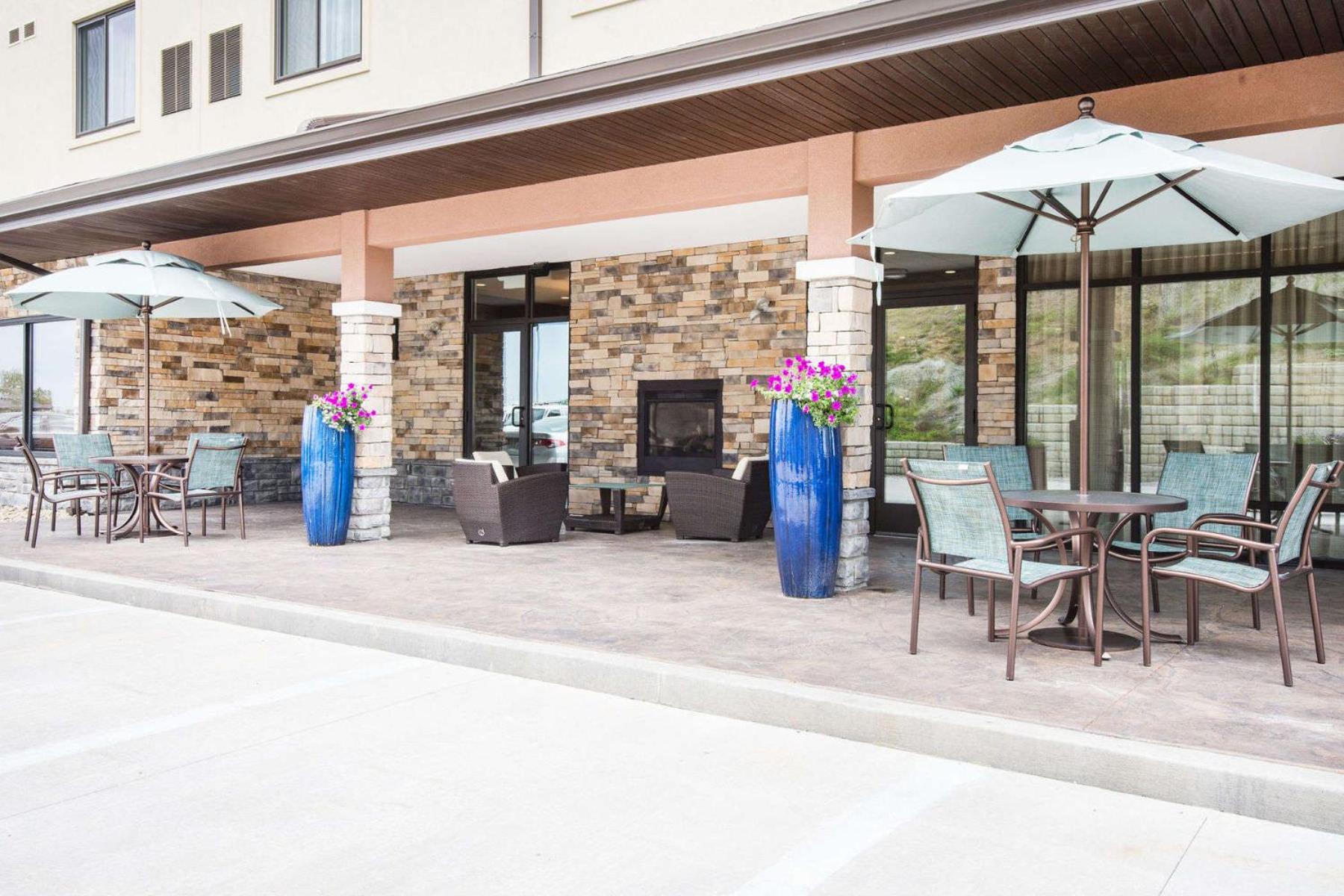 Hawthorn Extended Stay by Wyndham Saint Clairsville