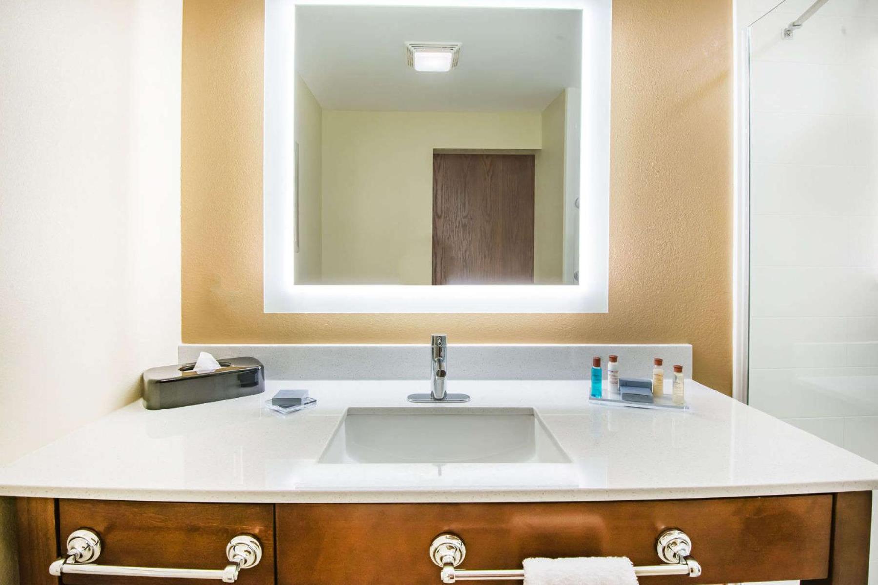Hawthorn Extended Stay by Wyndham Saint Clairsville