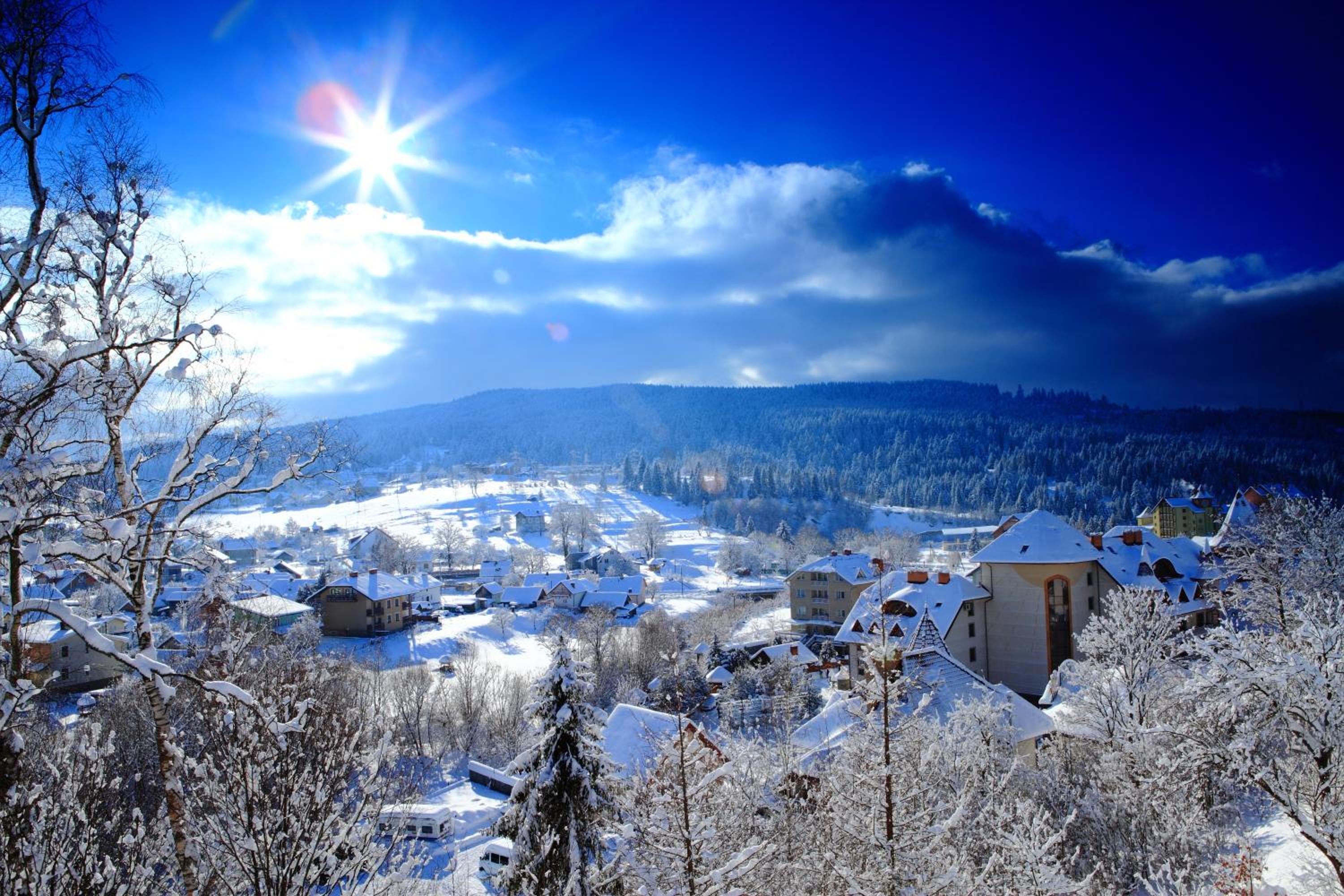 FAVAR Carpathians