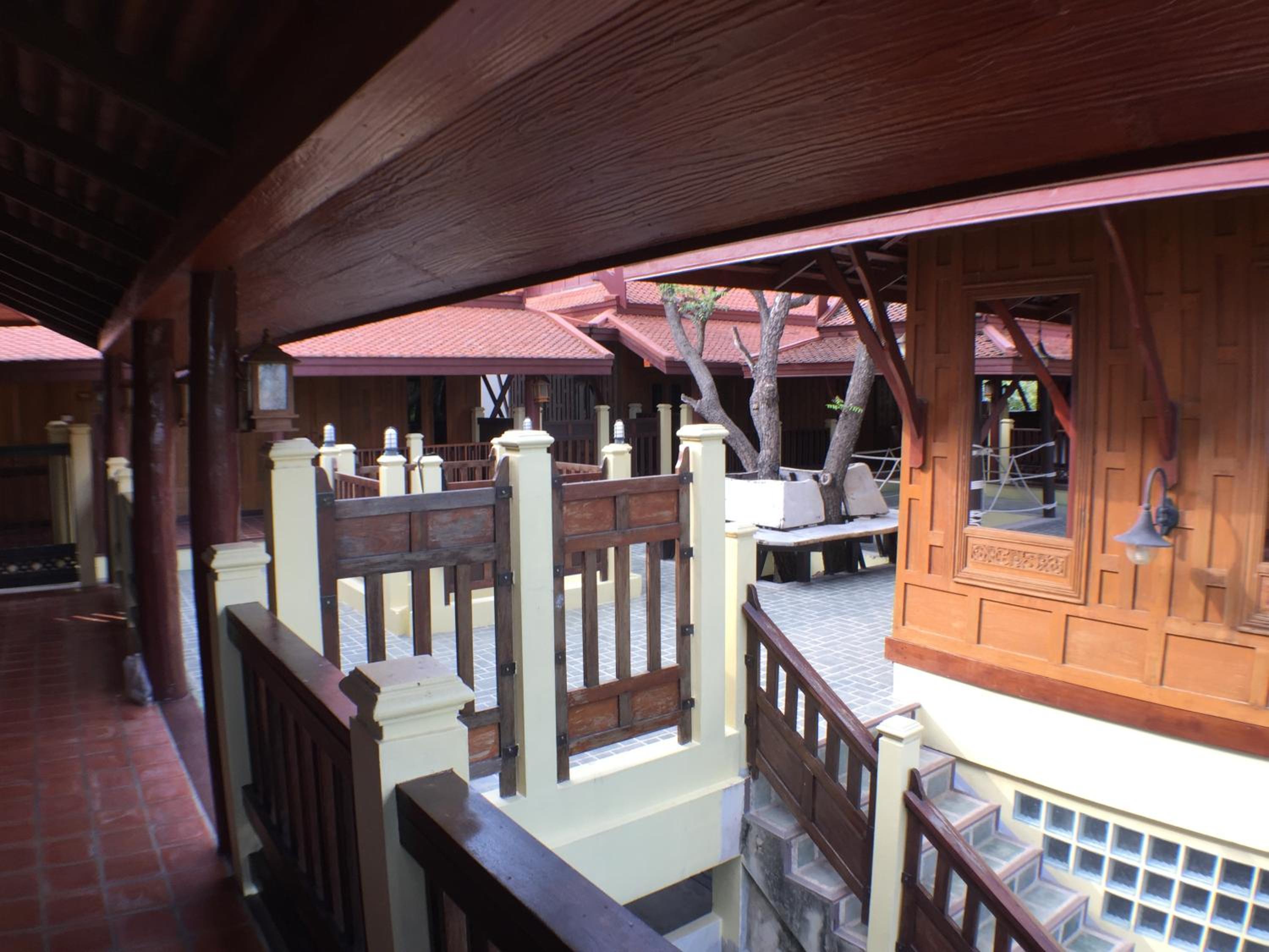 Luang Chumni Village