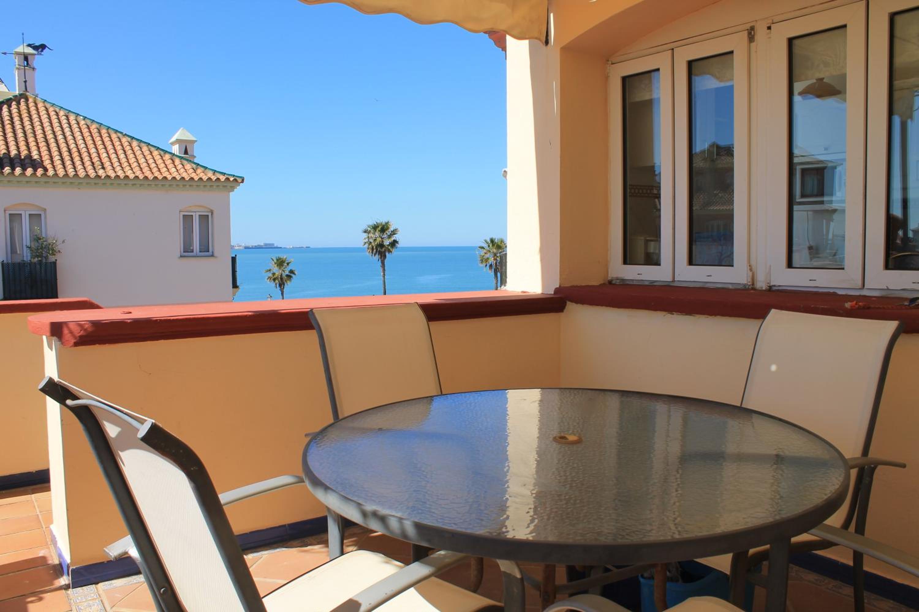 Apartamentos Puerto Sherry