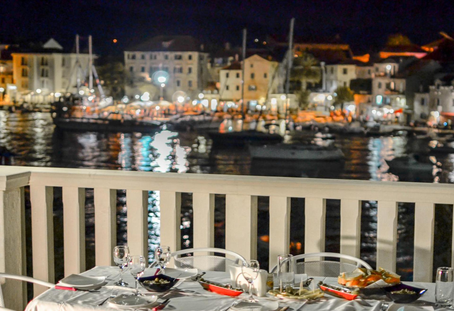 Apartments Romana