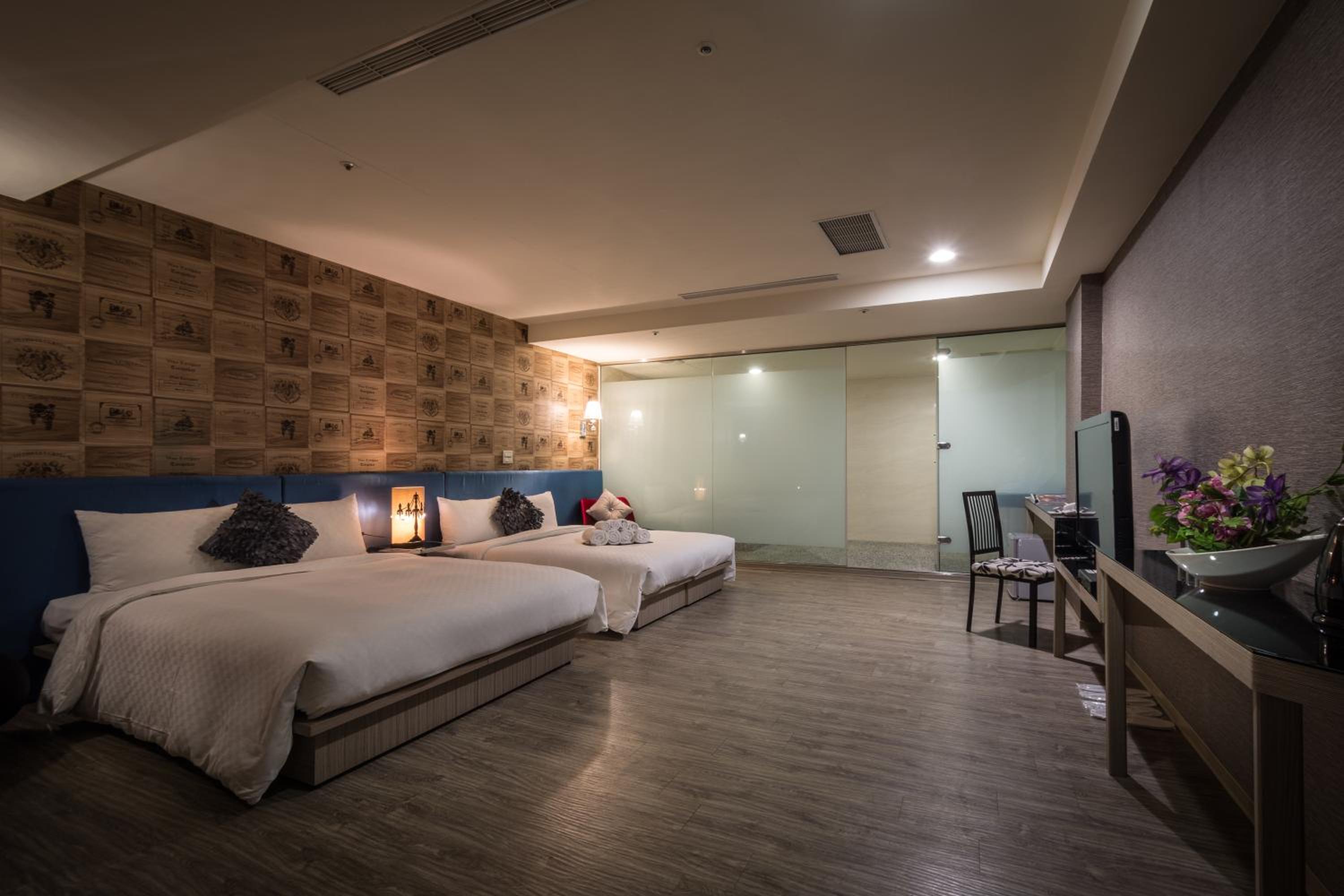 Urbanone Hotel