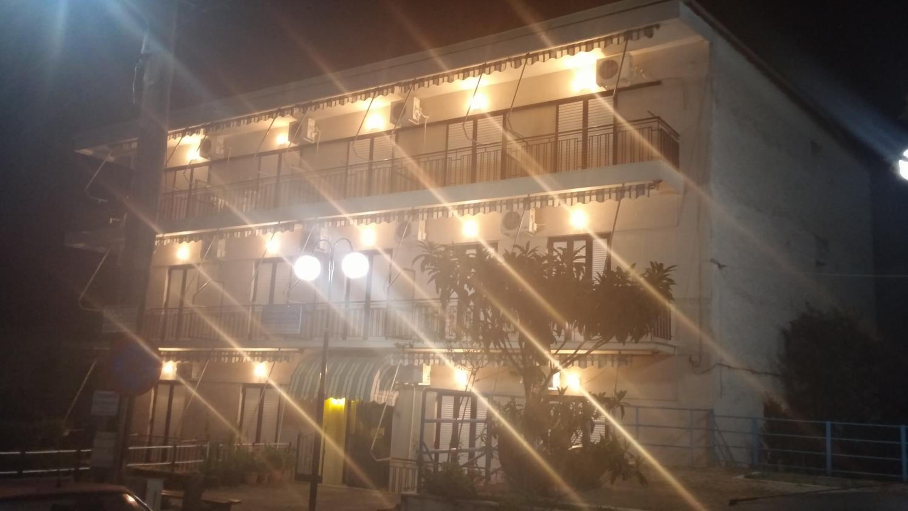 Efstathiou Mihail Studios and Apartments