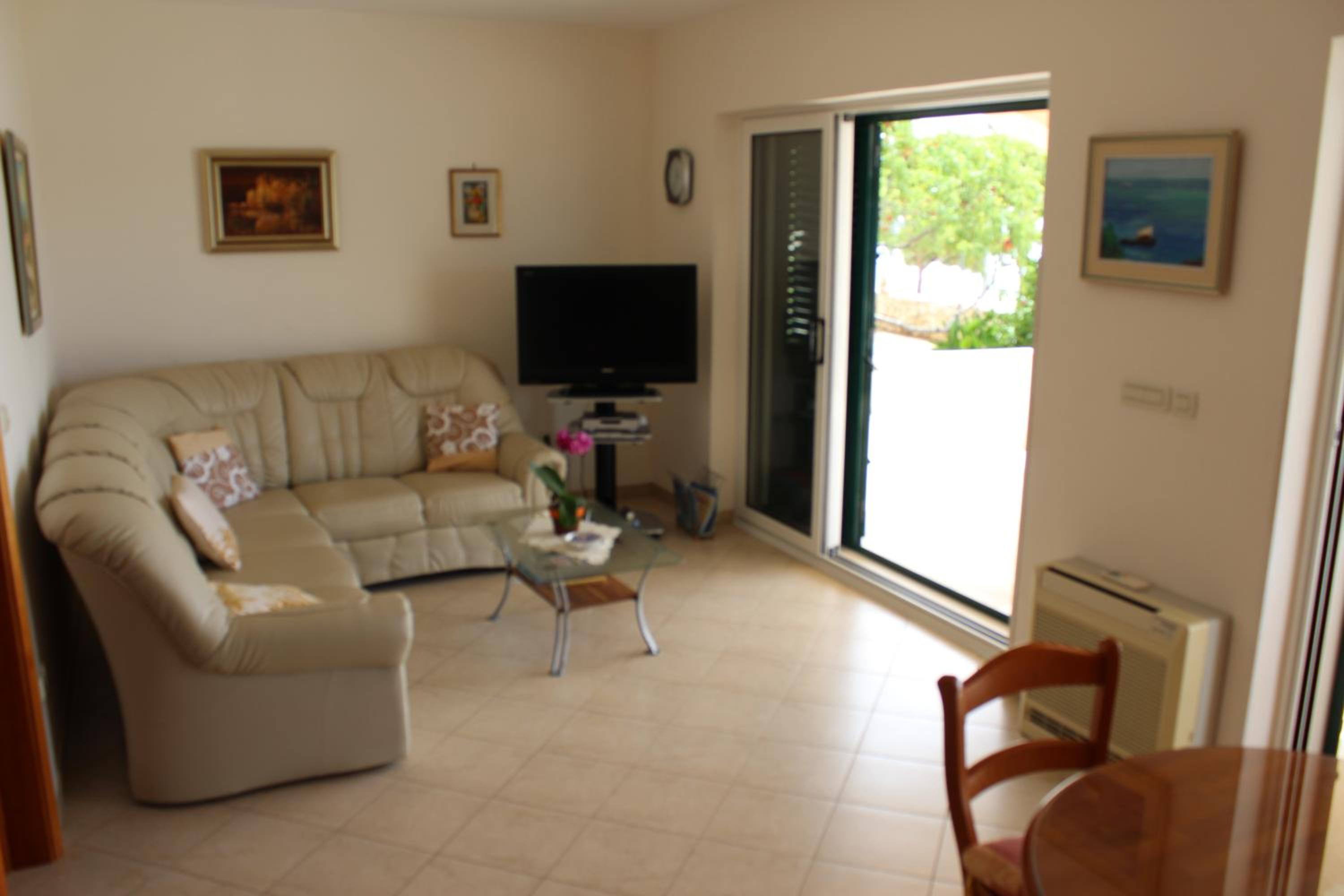 Photo 34