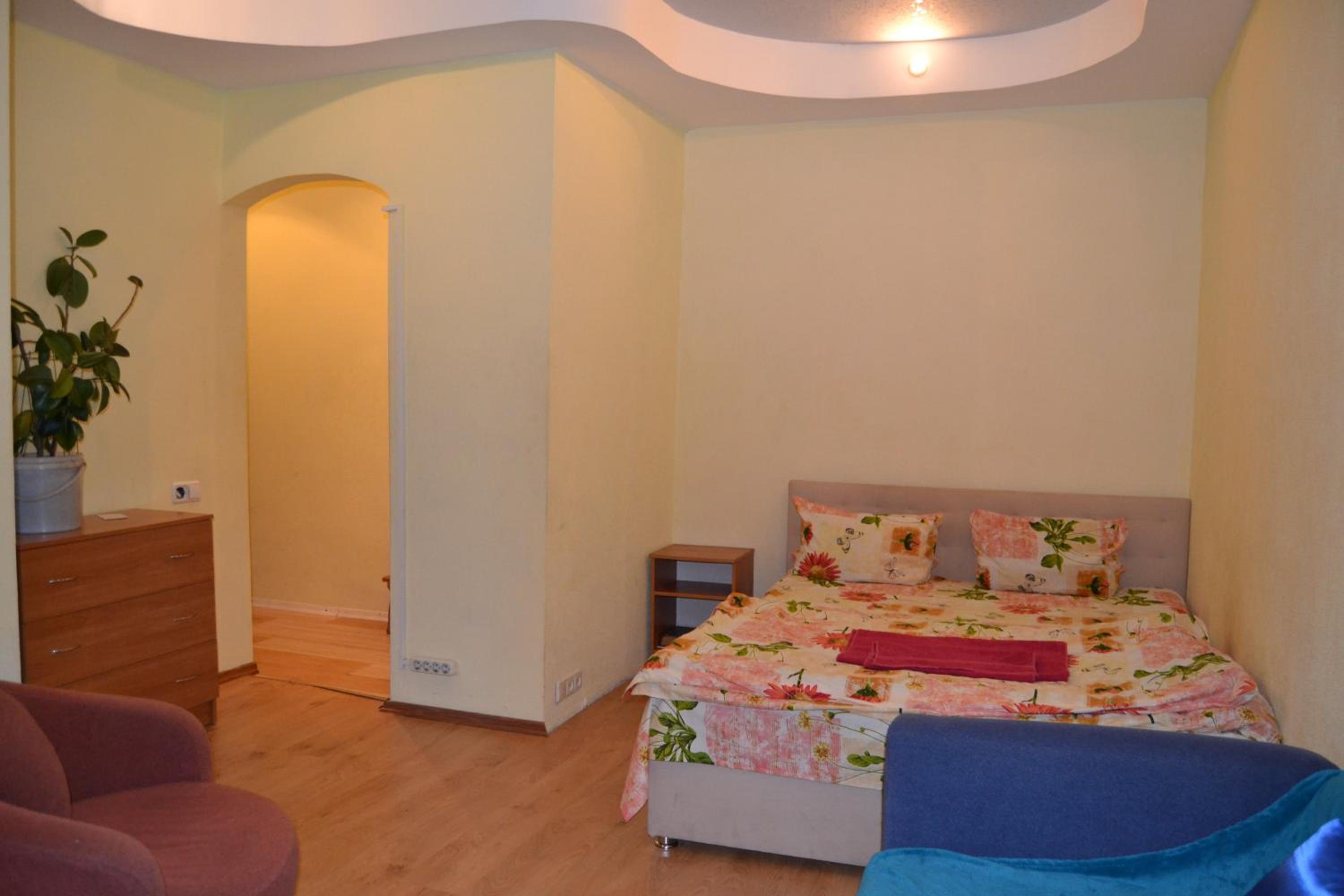 Apartment on Peremogy Square