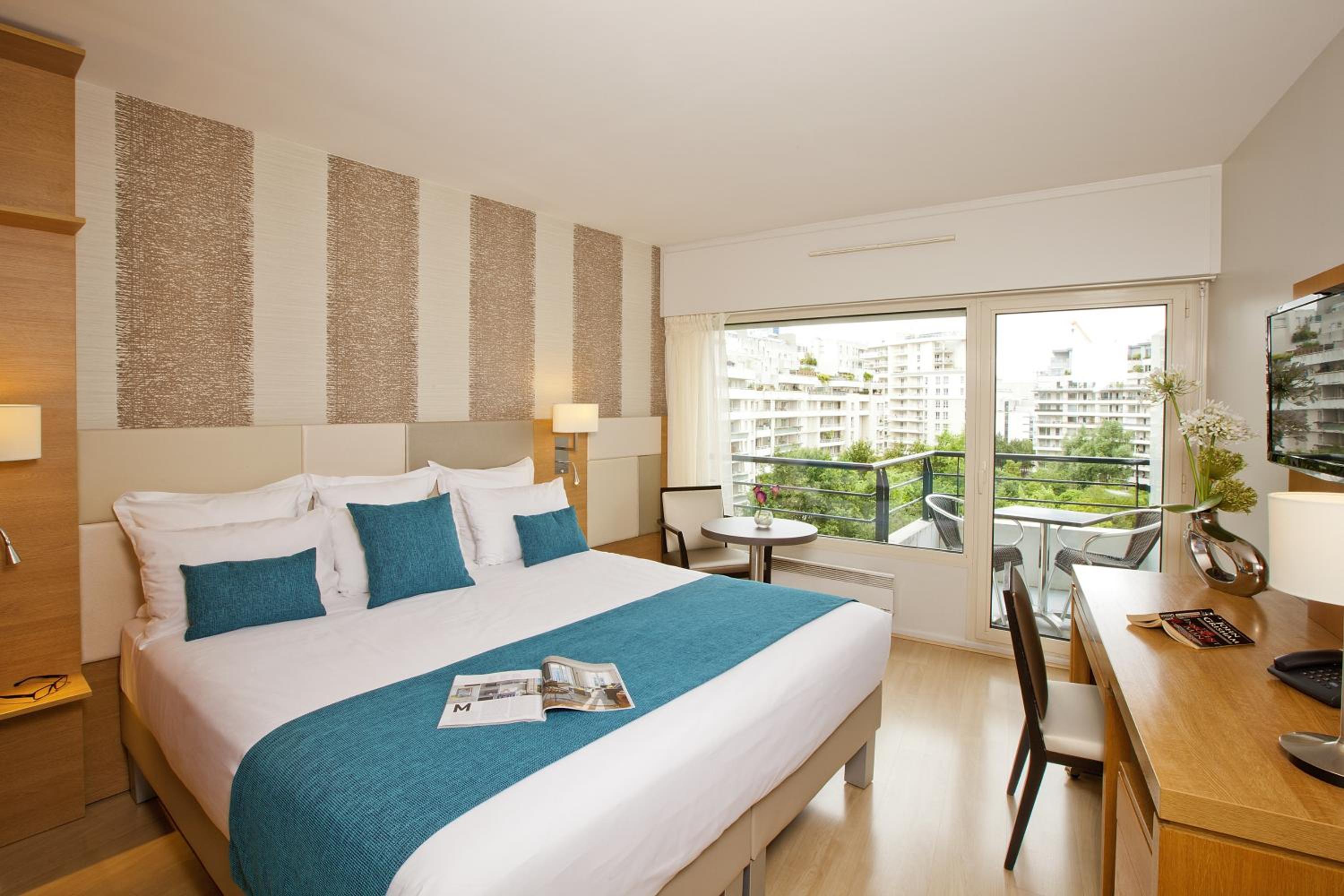 Courbevoie Vacations - Residhome Courbevoie La Defense - Property Image 1
