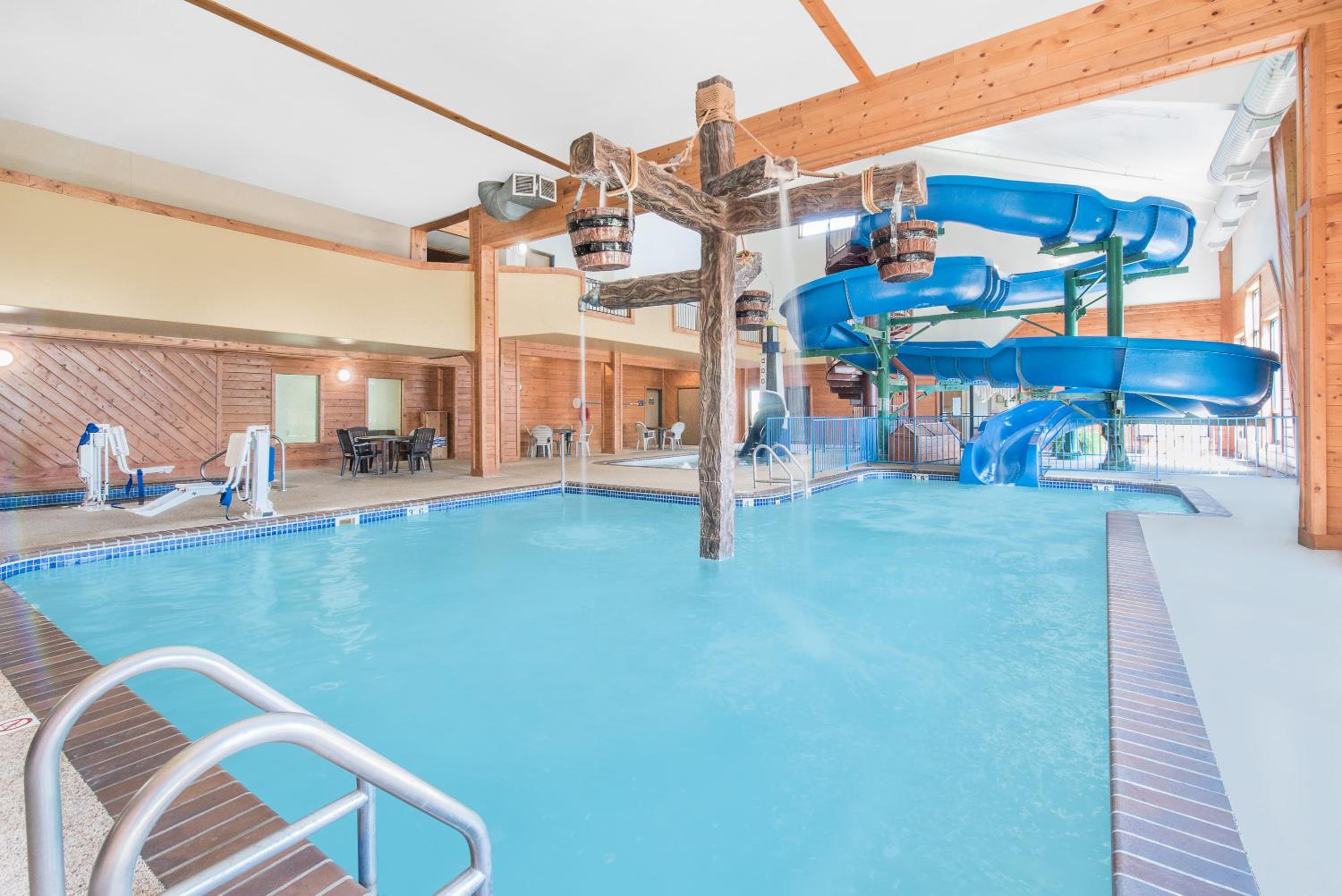 Mitchell Vacations - Days Inn by Wyndham Mitchell SD - Property Image 20