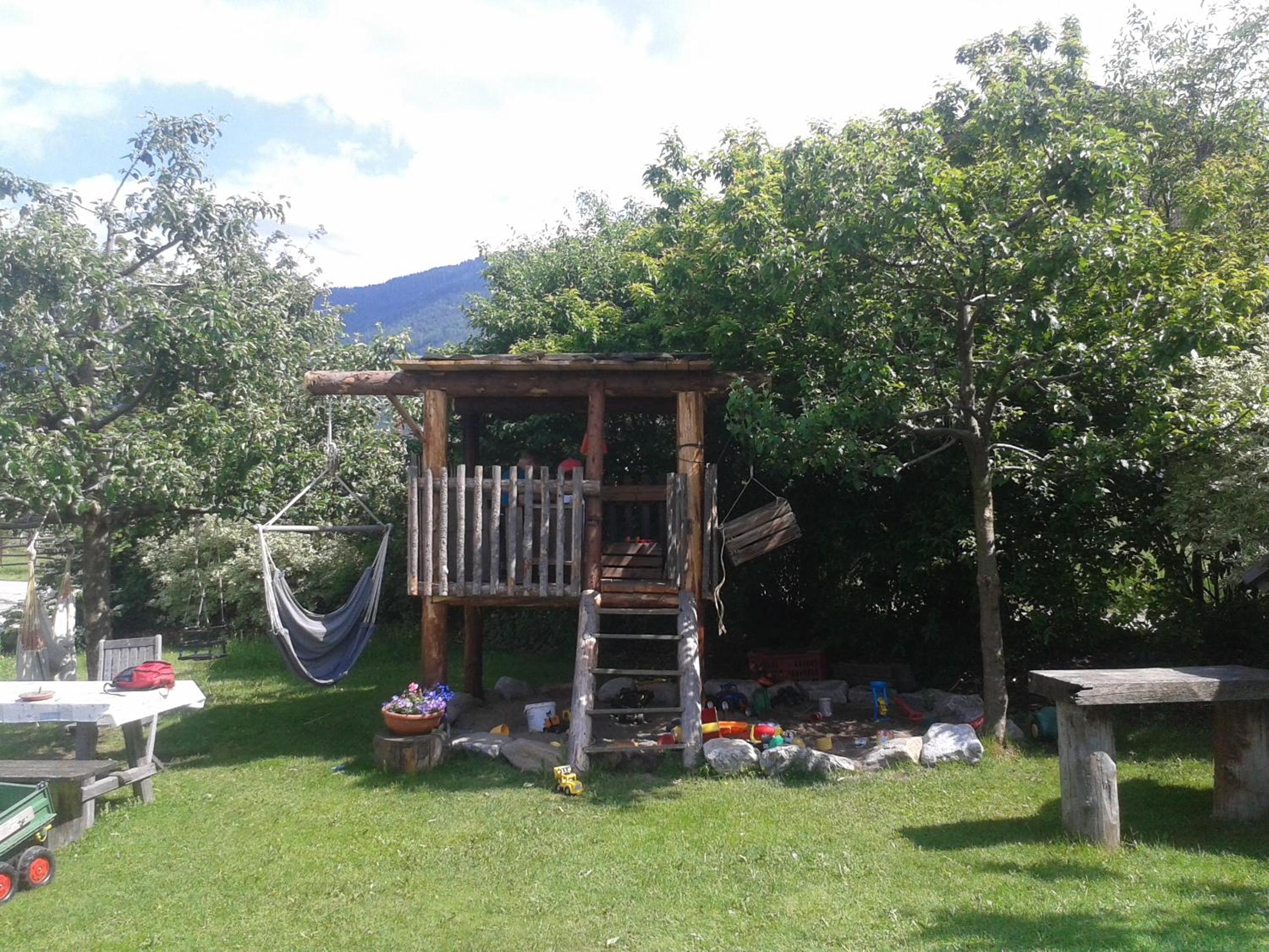 Photo 18