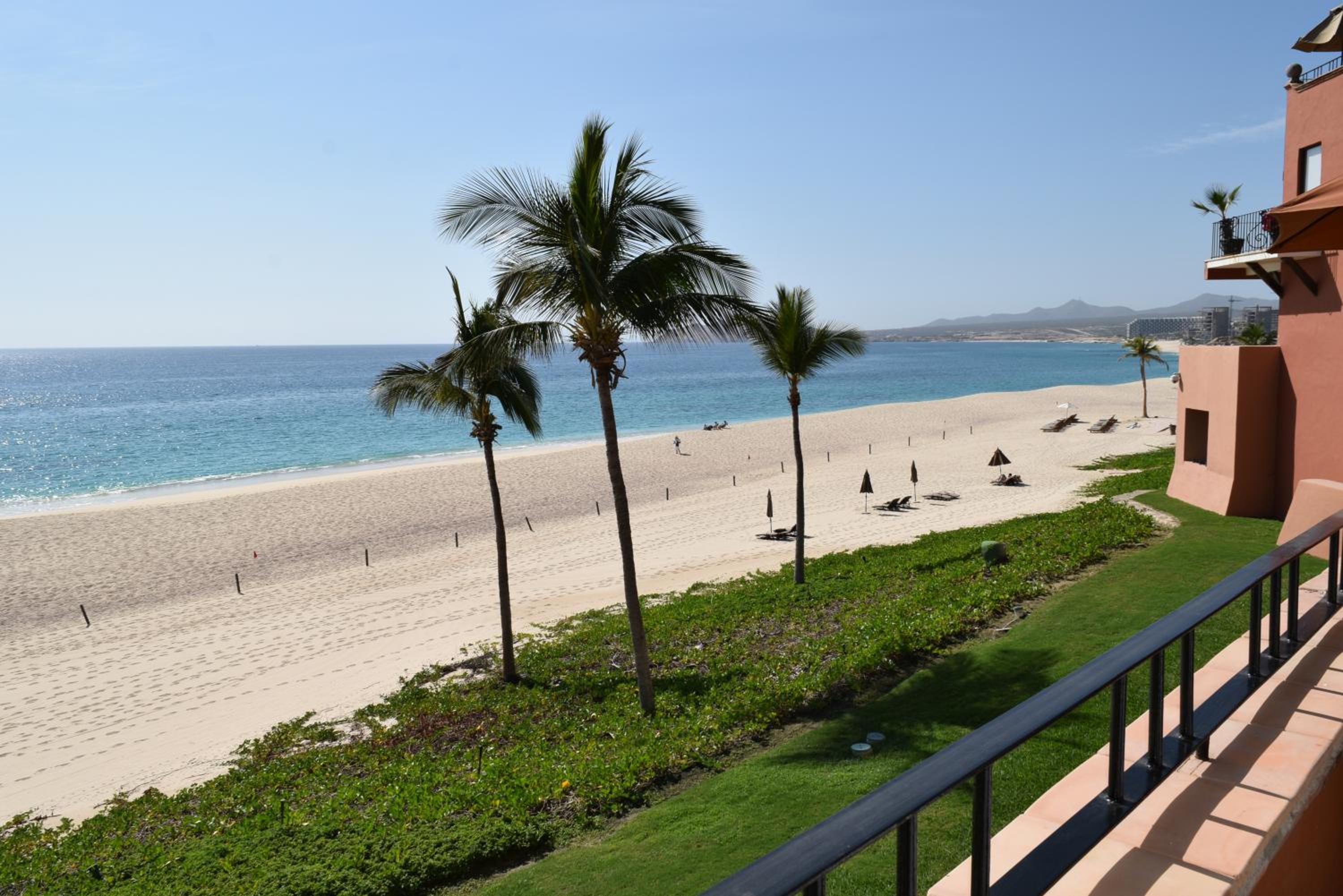 Hotel Condominios La Luna - Ocean Front - Image 1