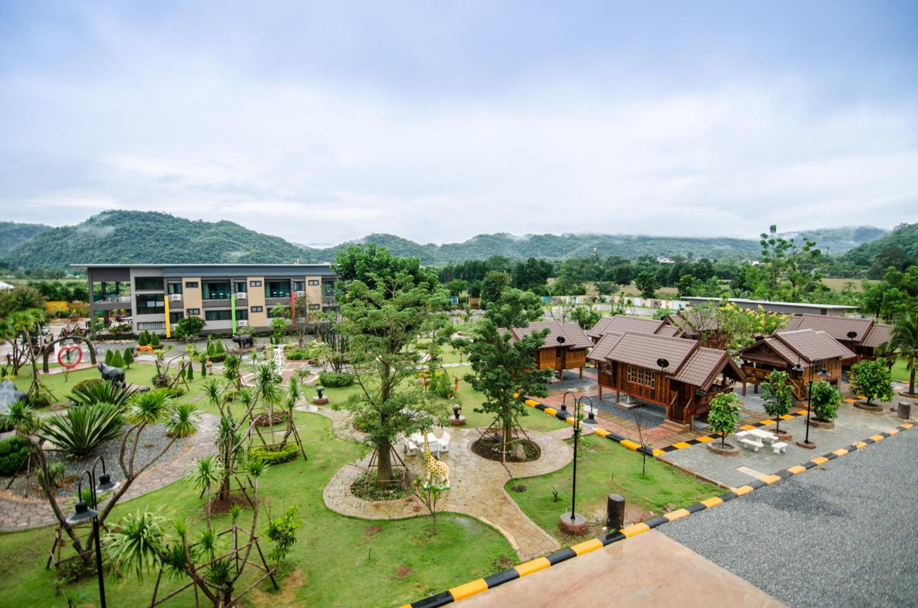 Grandsiri Resort KhaoYai