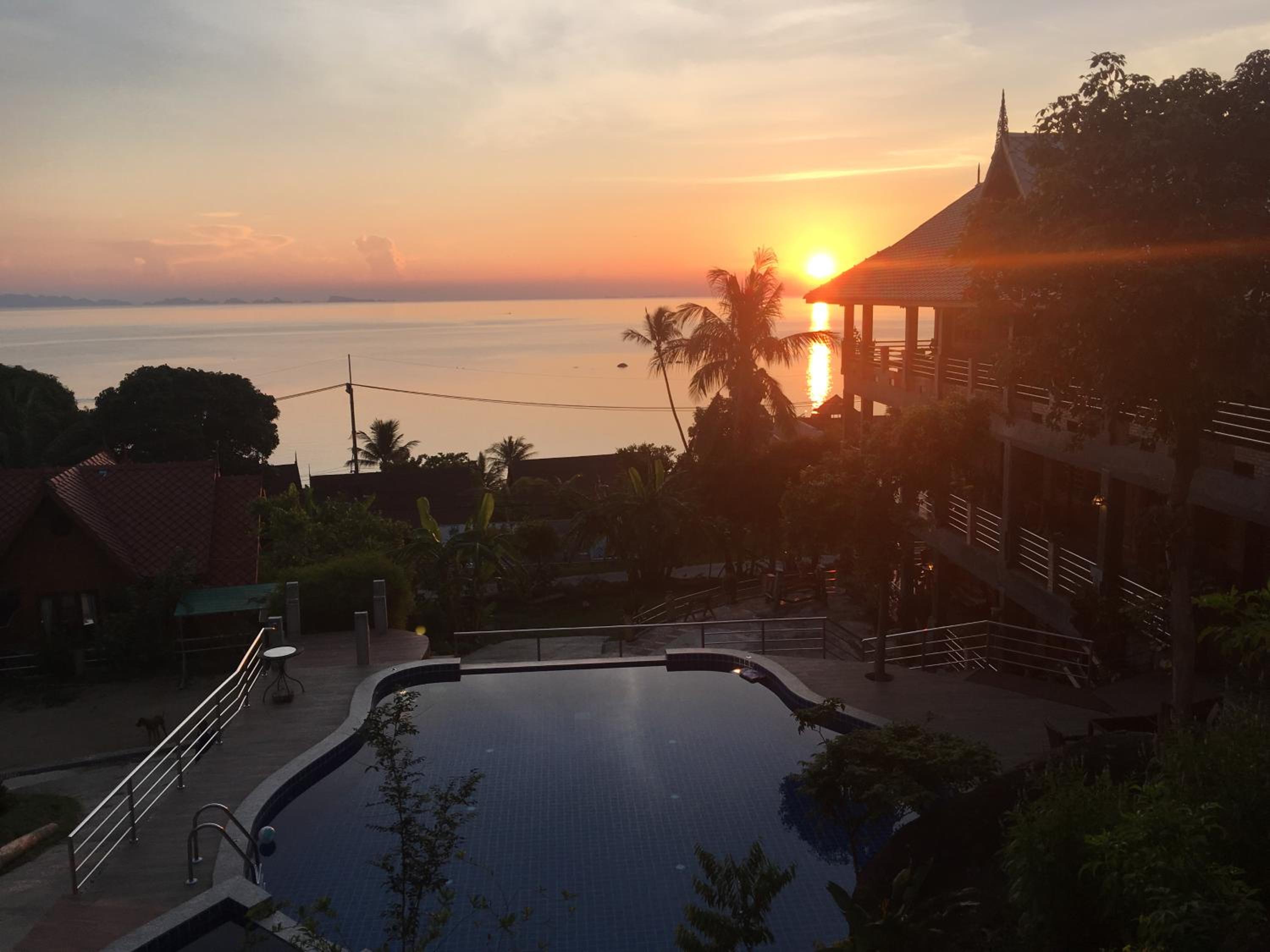 Sea Rock Resort