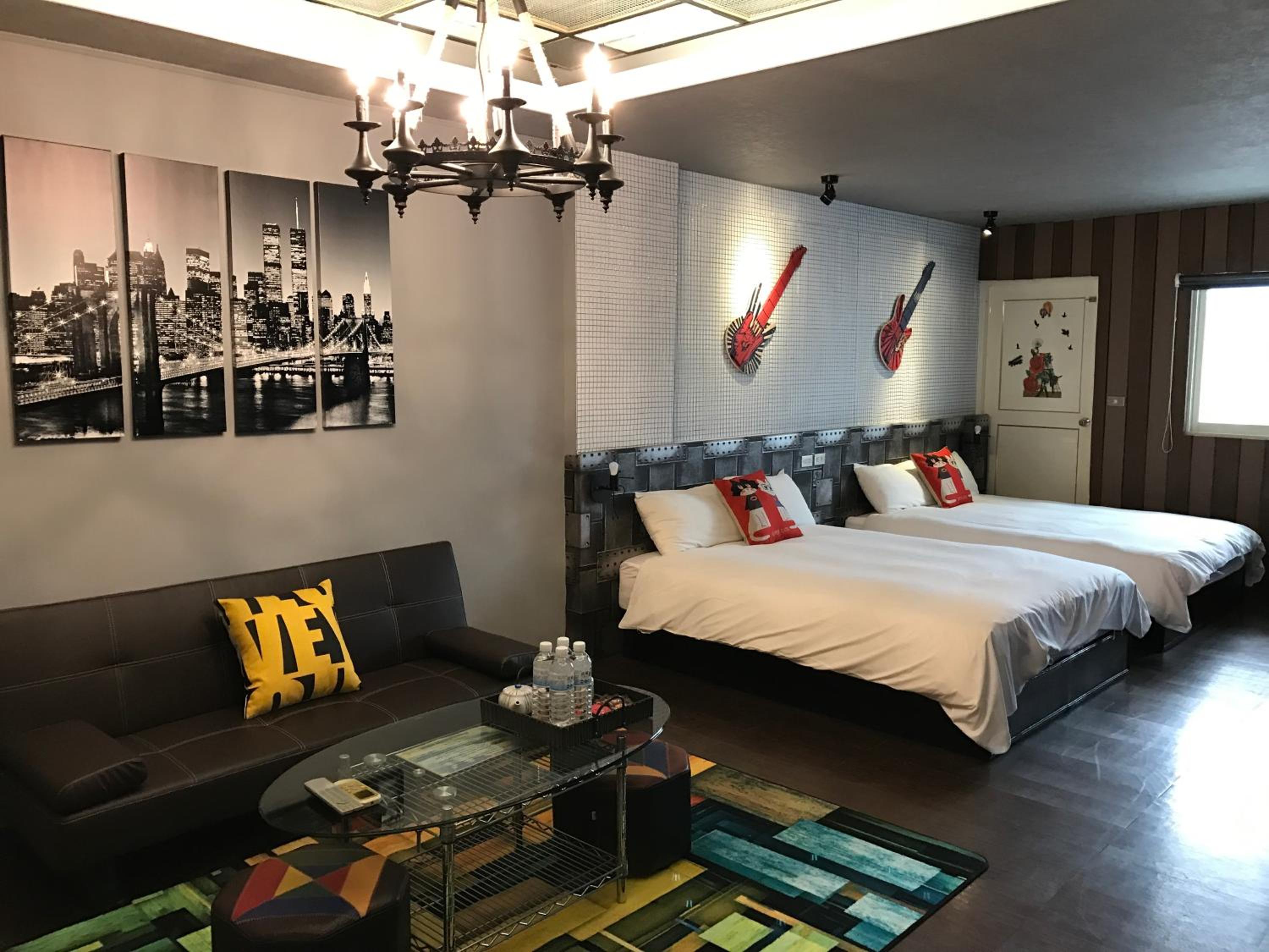 First Place B&B (Hualien Railway Station)