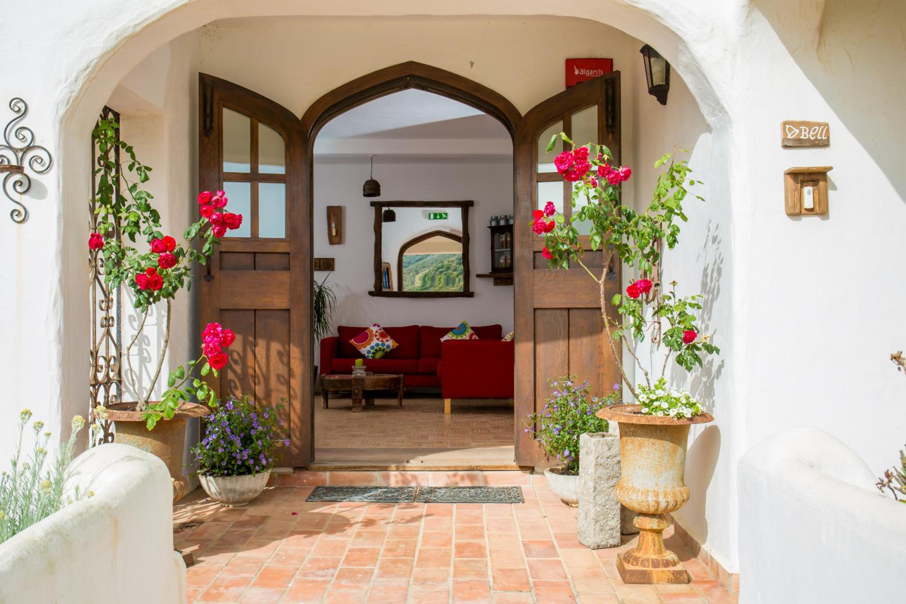 Lobby & Reception