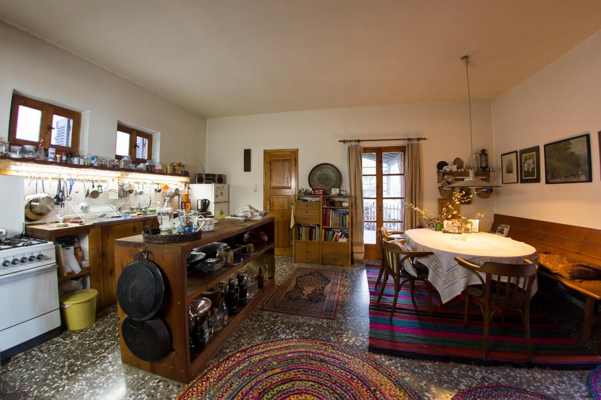 Nightingale Cottage Pelion view 4