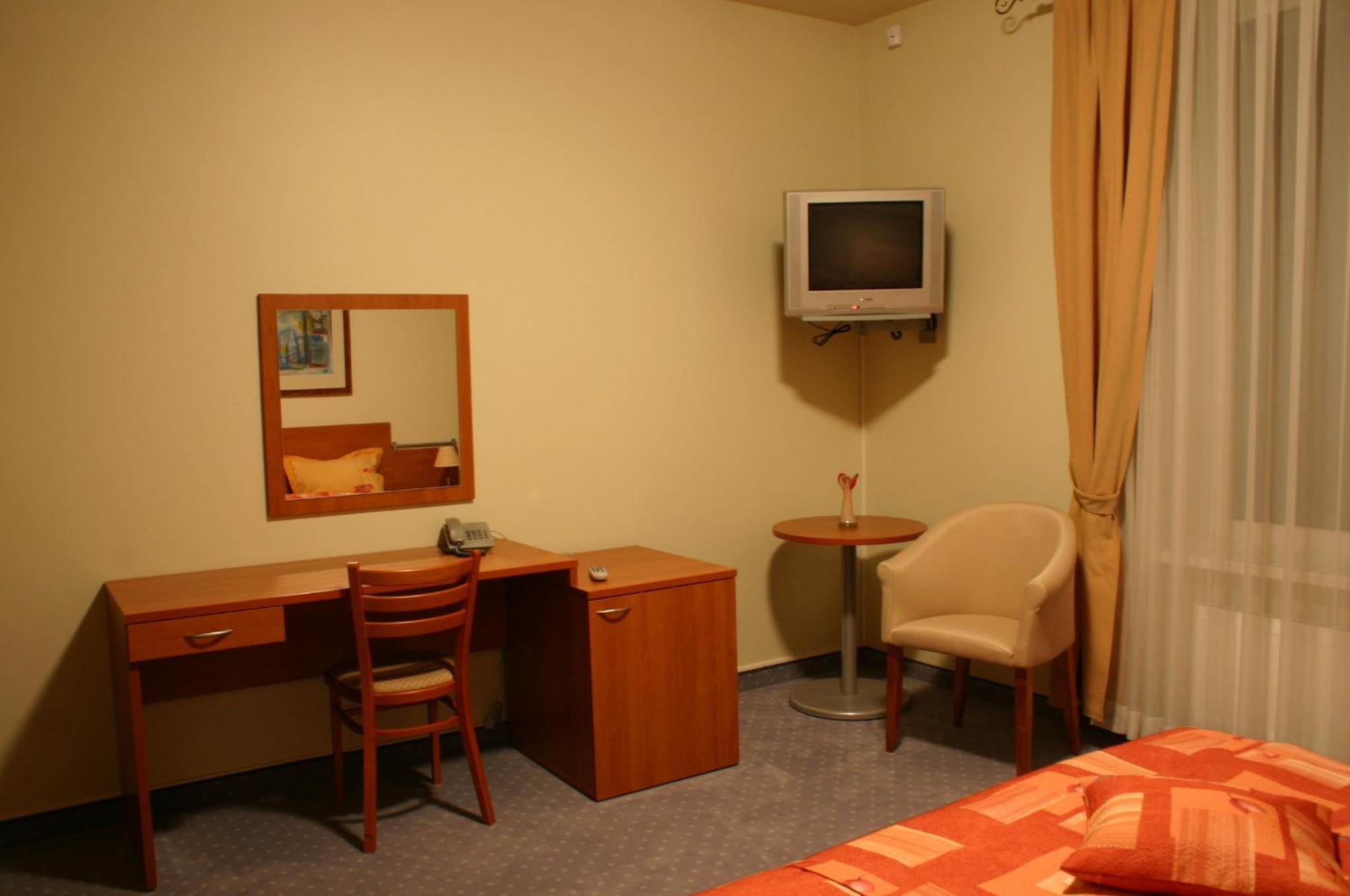 Photo 11