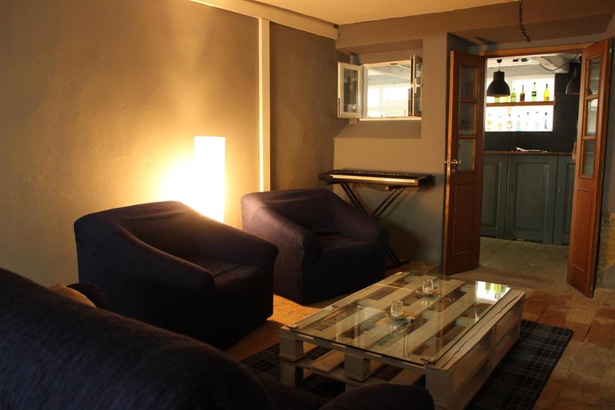 Le Penguin Hostel view 2