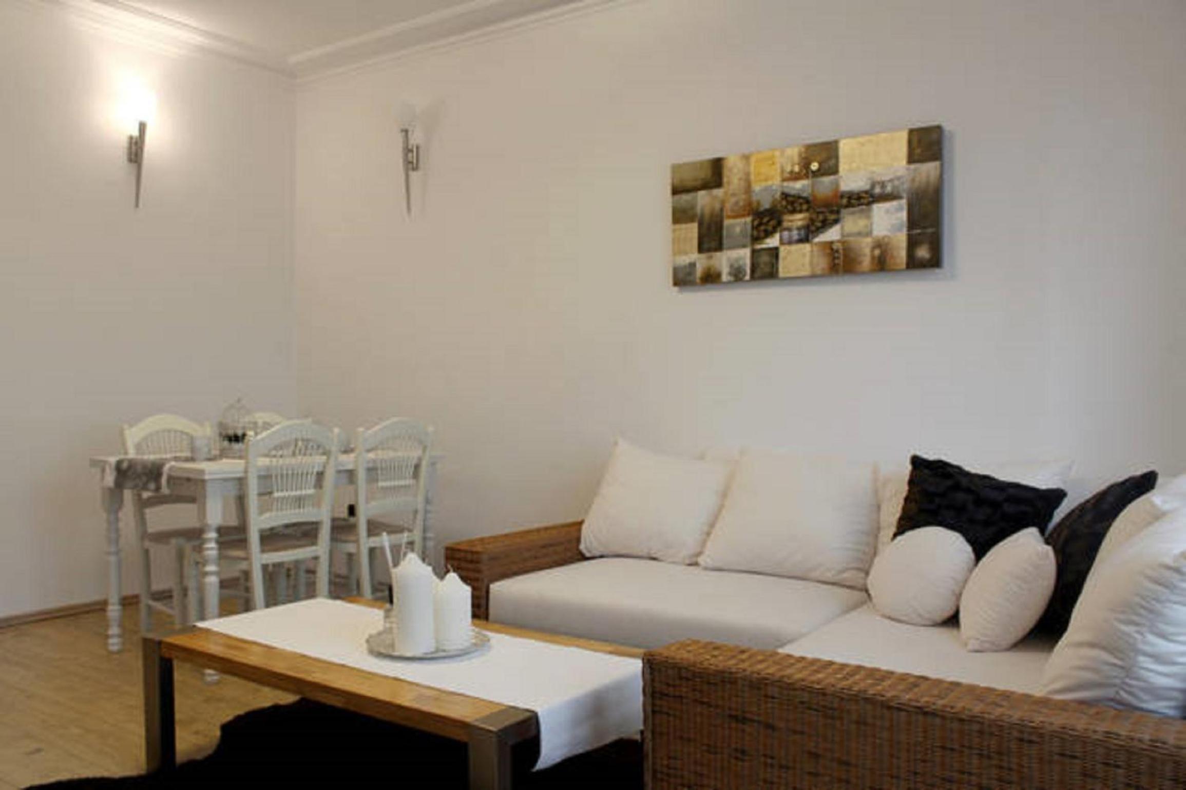 Apartment Argentinská 8