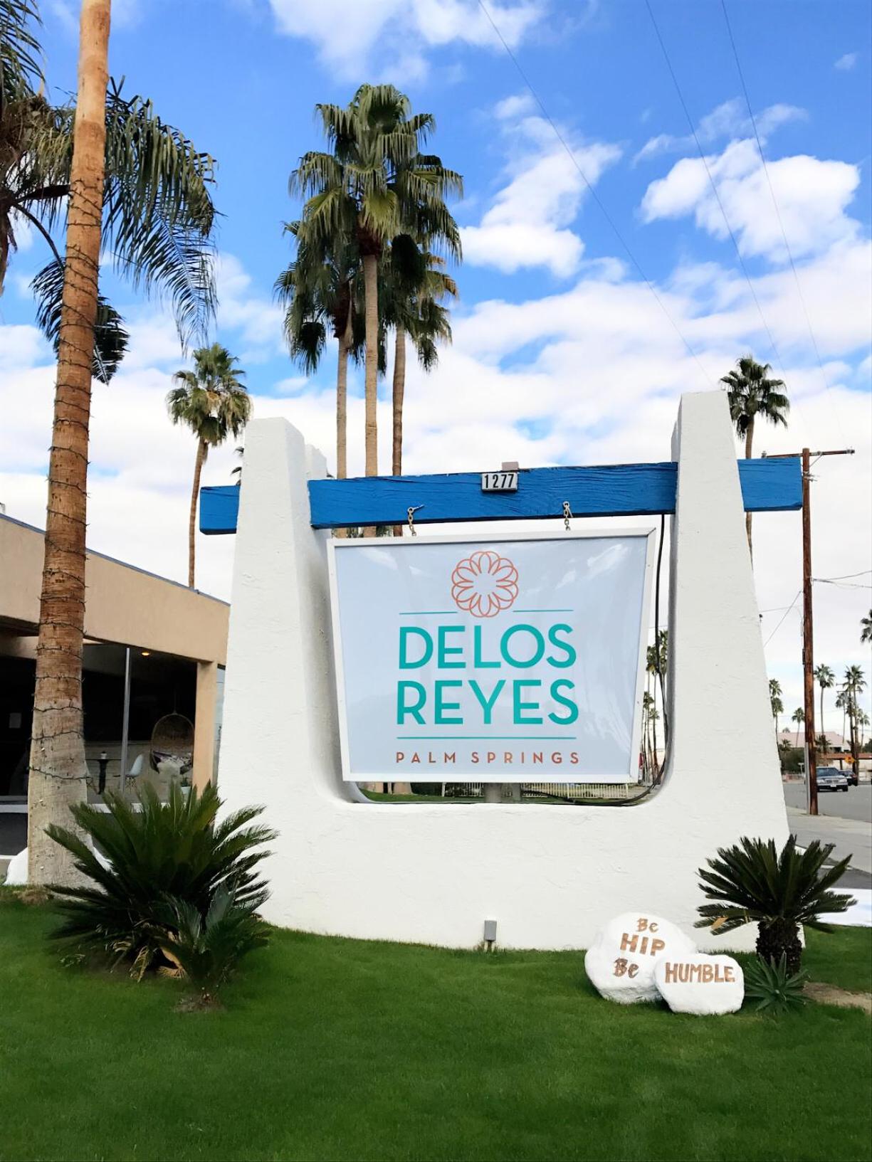 Delos Reyes Palm Springs