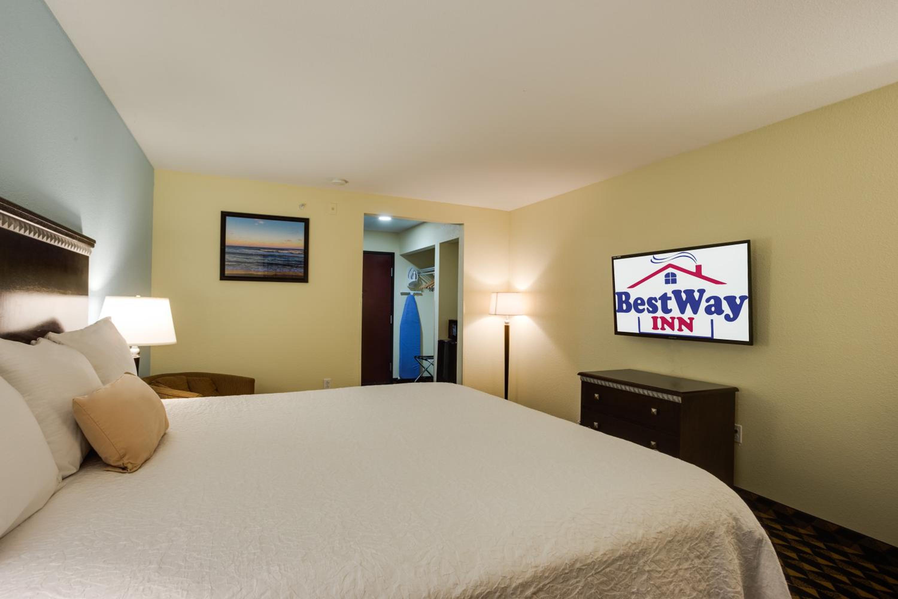 Best Way Inn Cleburne view 3