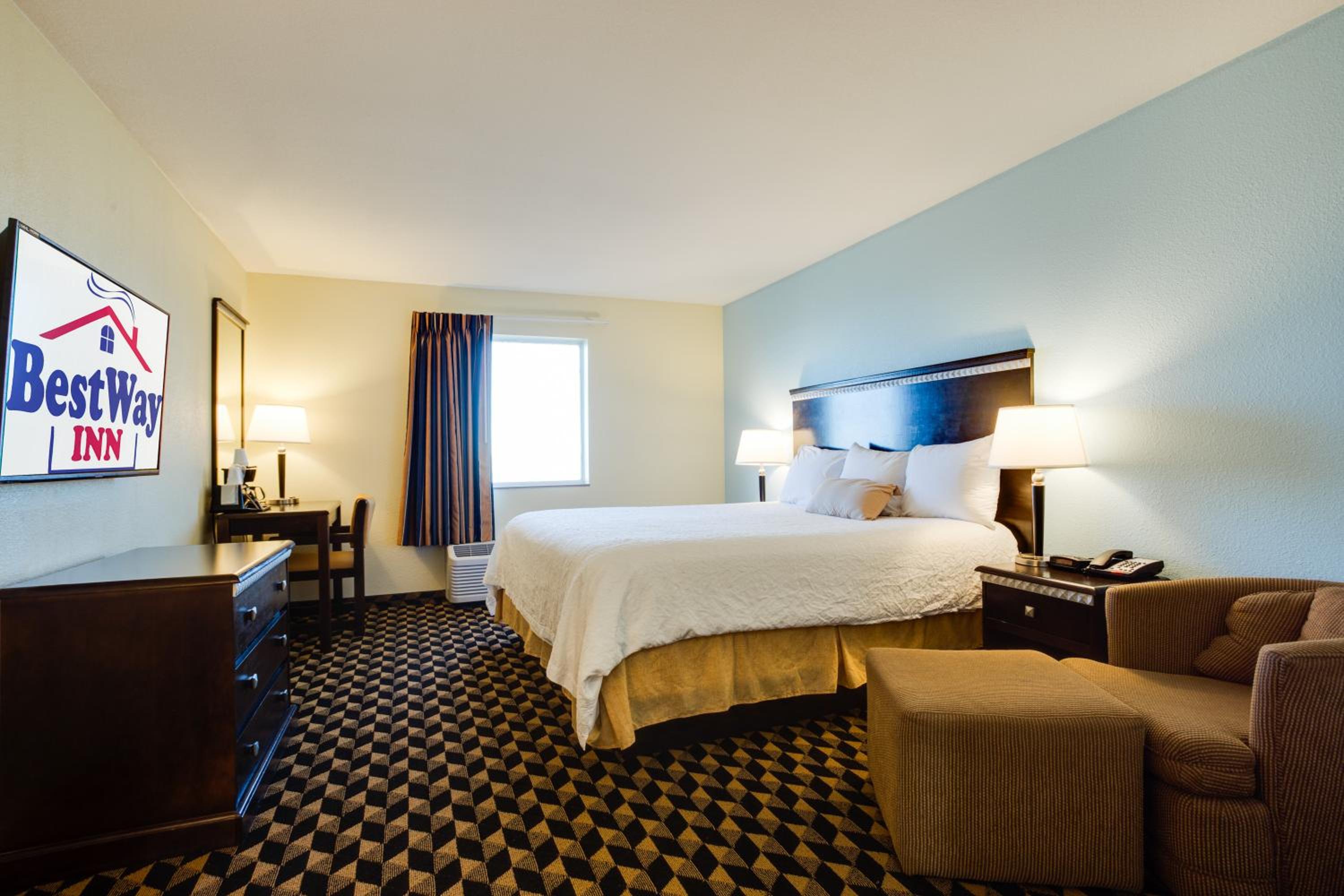 Best Way Inn Cleburne view 2