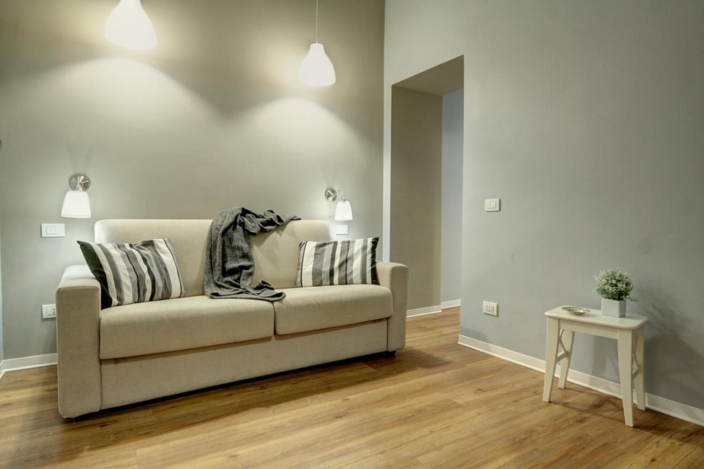 AmoRoma Suite