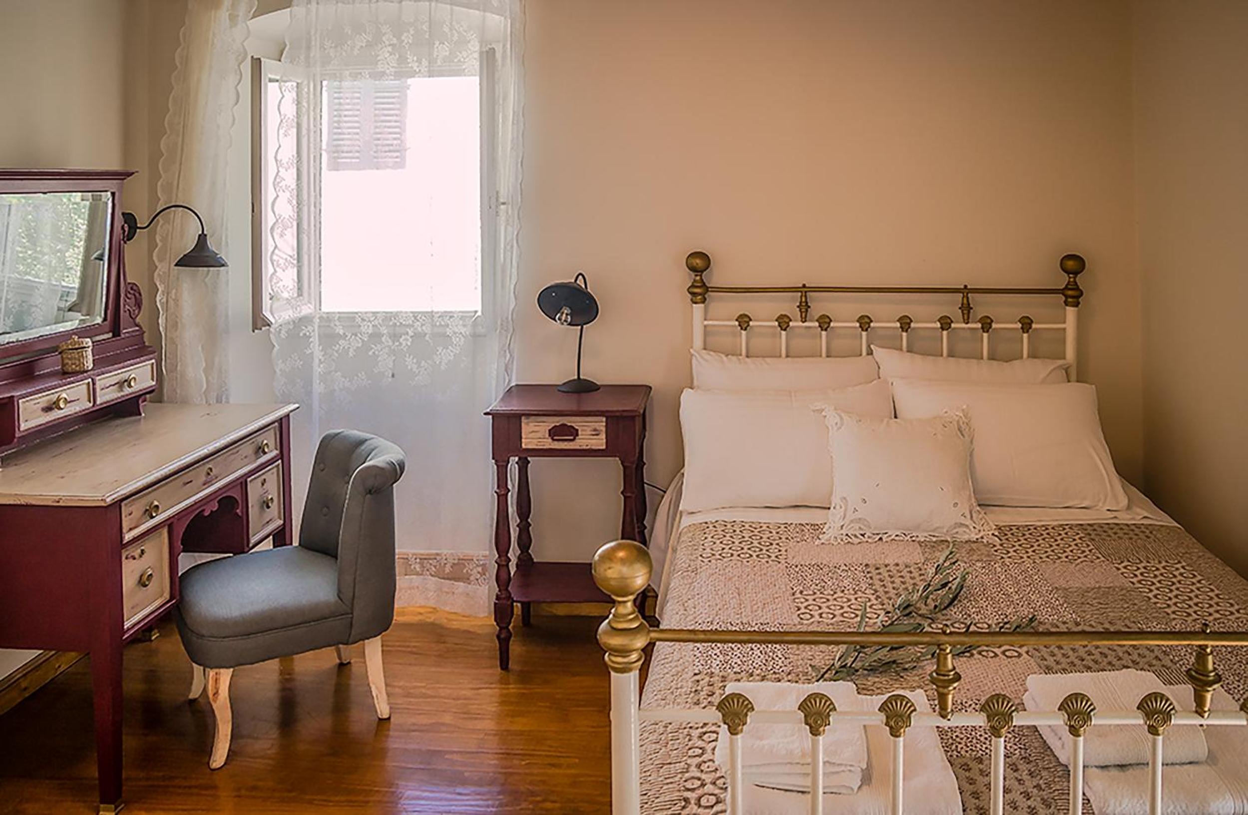 Castelli Cottage
